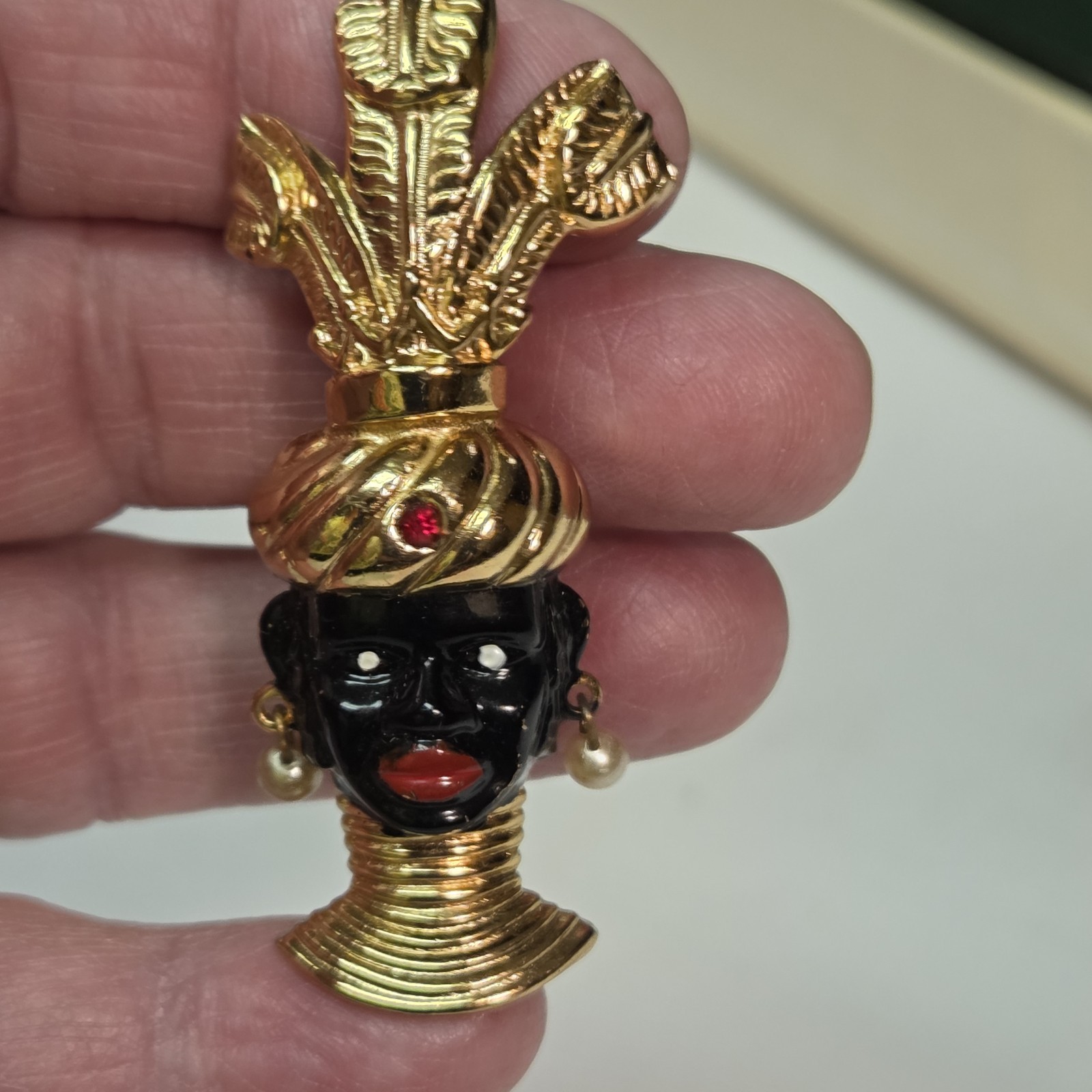 Vtg Coro Blackamoor Enamel Rhinestone Face Figural Tribal Brooch 2 1/4″