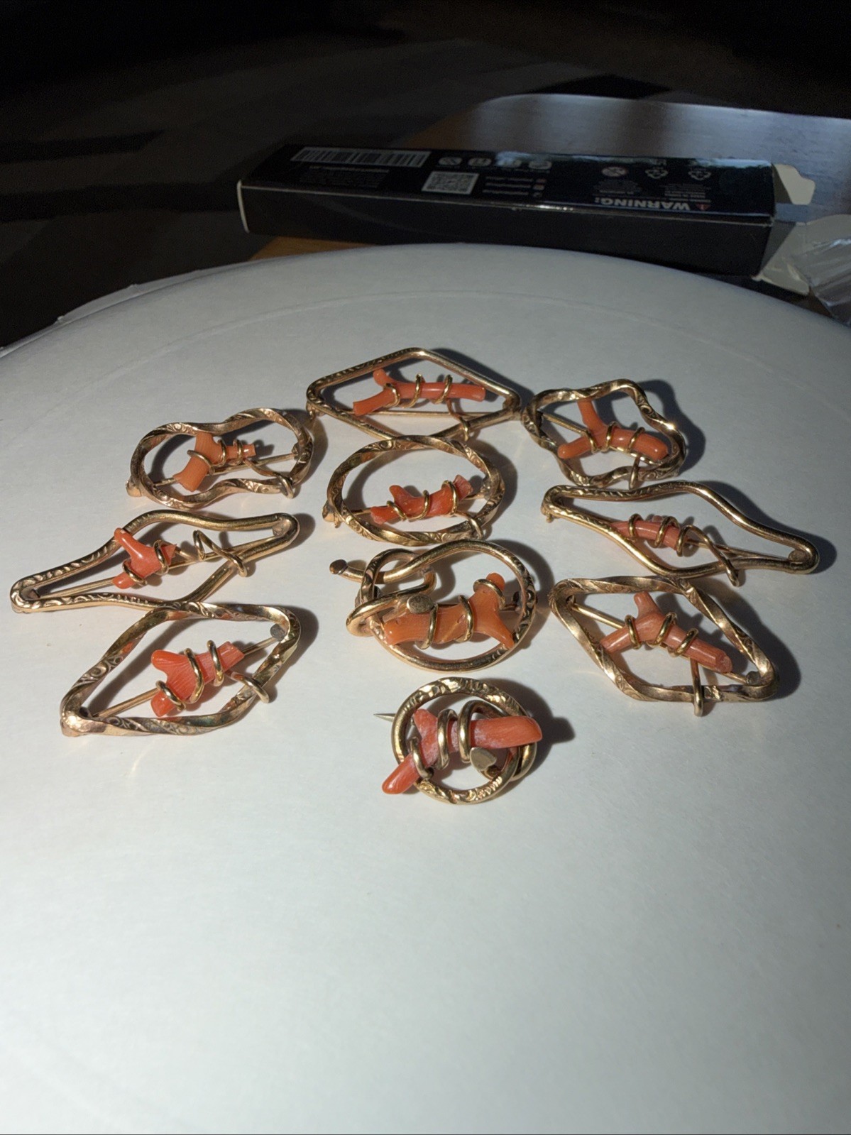 Vintage Stamp Uncas 1/20th 12k Gold Fill Coral Branch Interwoven Scroll Work