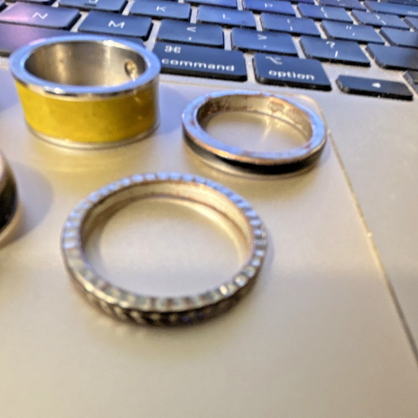 Mixed Lot Stainless Steel Rings Silver Yellow Green – 7 Pieces Unisex Adults