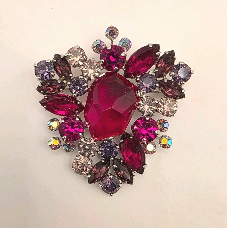 Vintage Rare Unsigned Weiss Hot Pink/Purple/AB Fantasy Inverted Stone Brooch