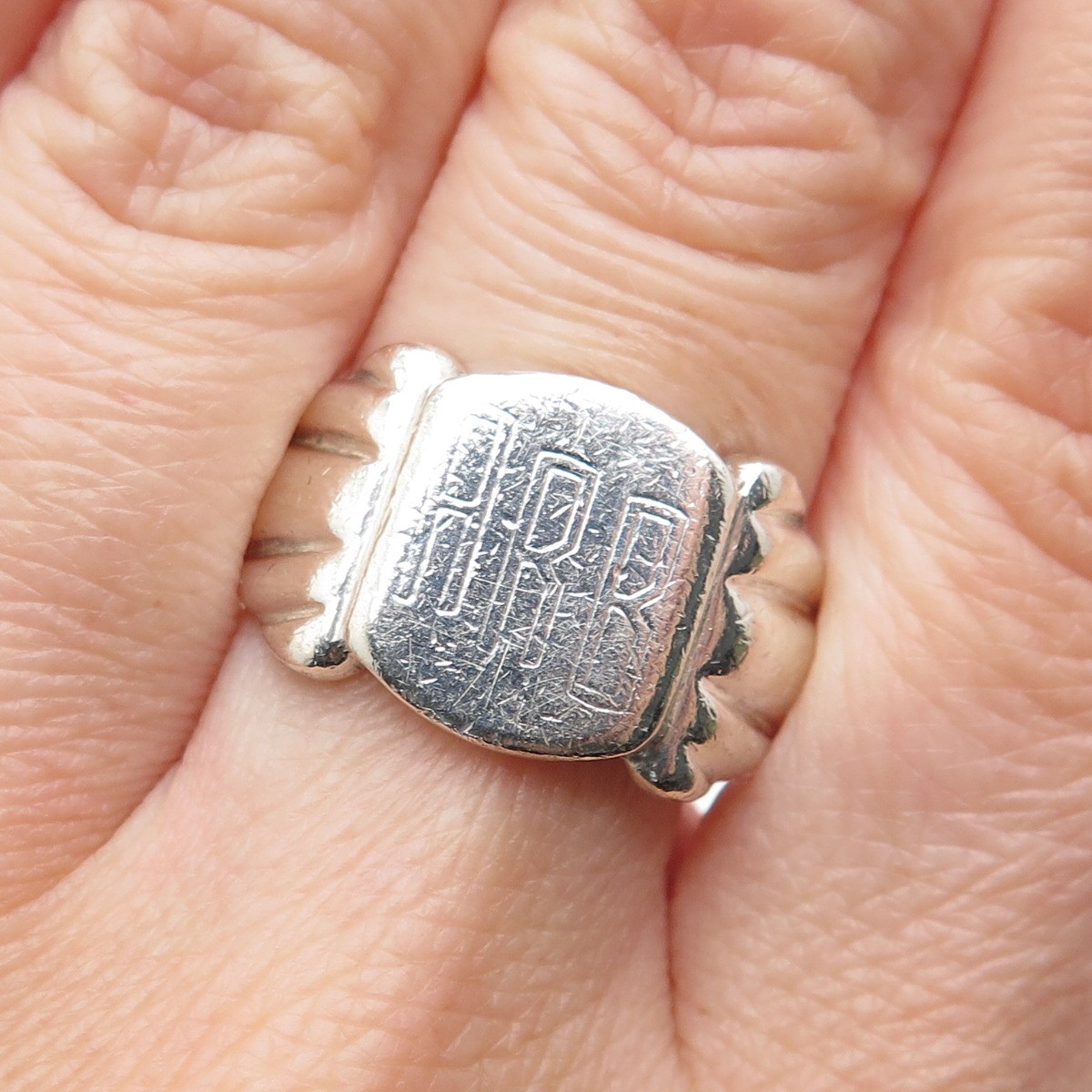 925 Sterling Silver Vintage Engraved ARB Monogram Signet Ring Size 11.5