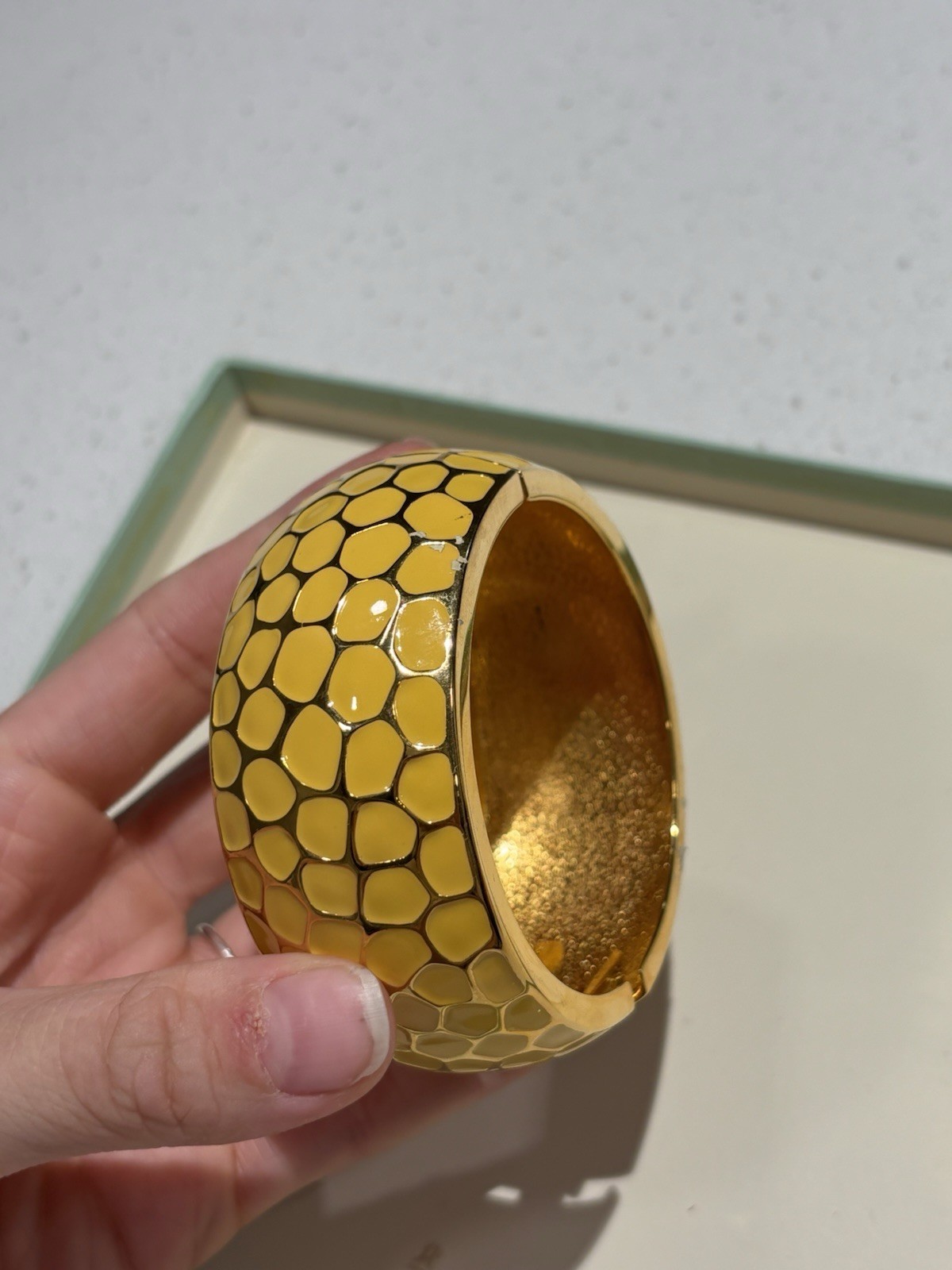 Joan Rivers Yellow Enamel Gold Tone Hinged Bangle Bracelet Honeycomb EXCELLENT