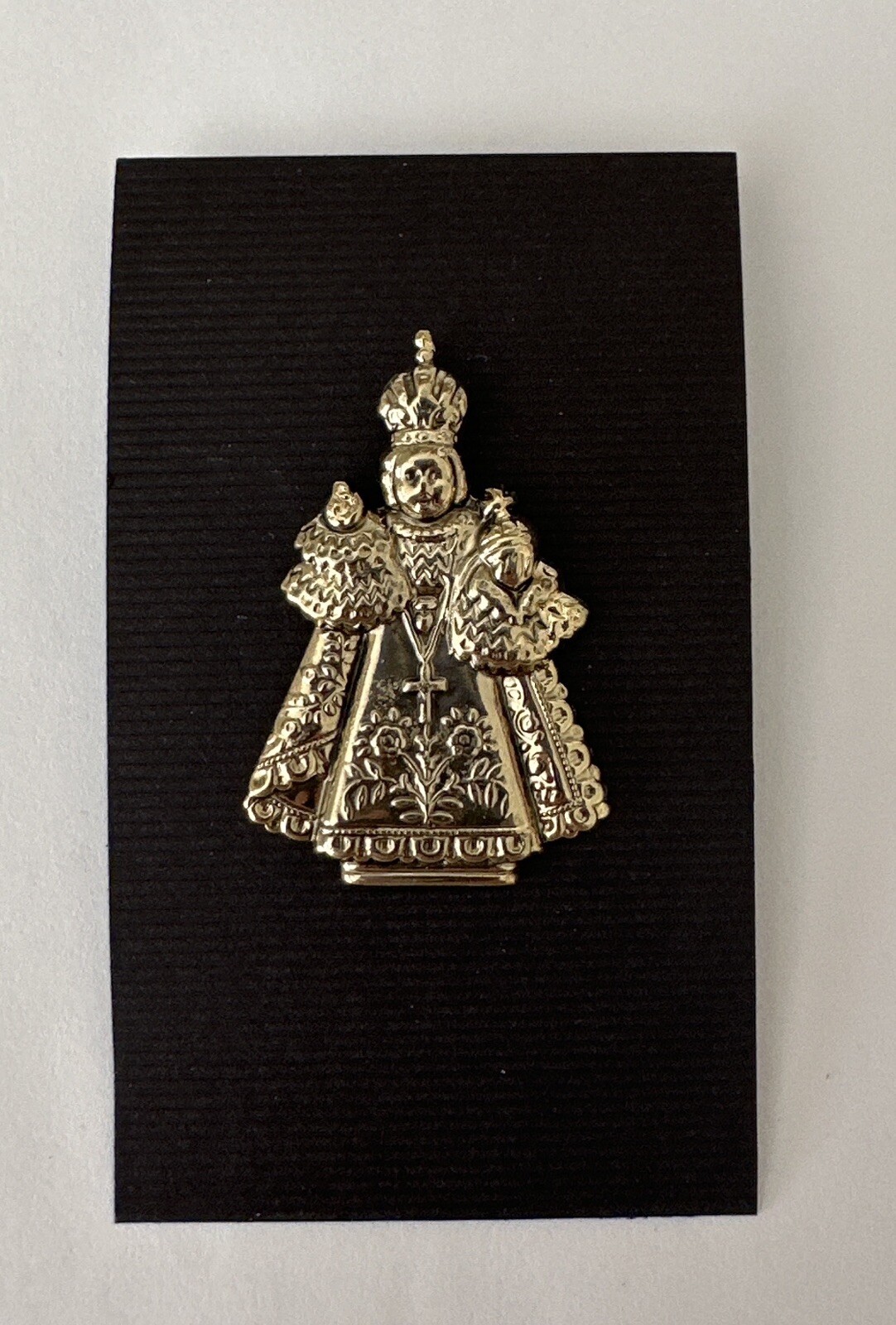 Pin -Infant Jesus of Prague,brass plated finish
