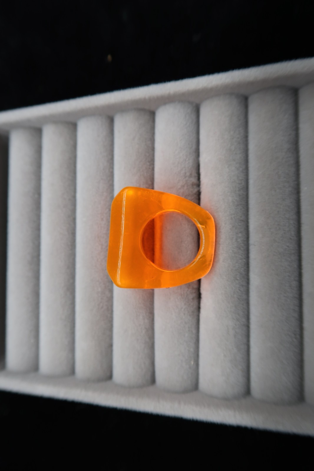Vtg 60’s Orange Mod Acrylic Resin Glow in the Dark Ring Retro Fashion Size 5.5