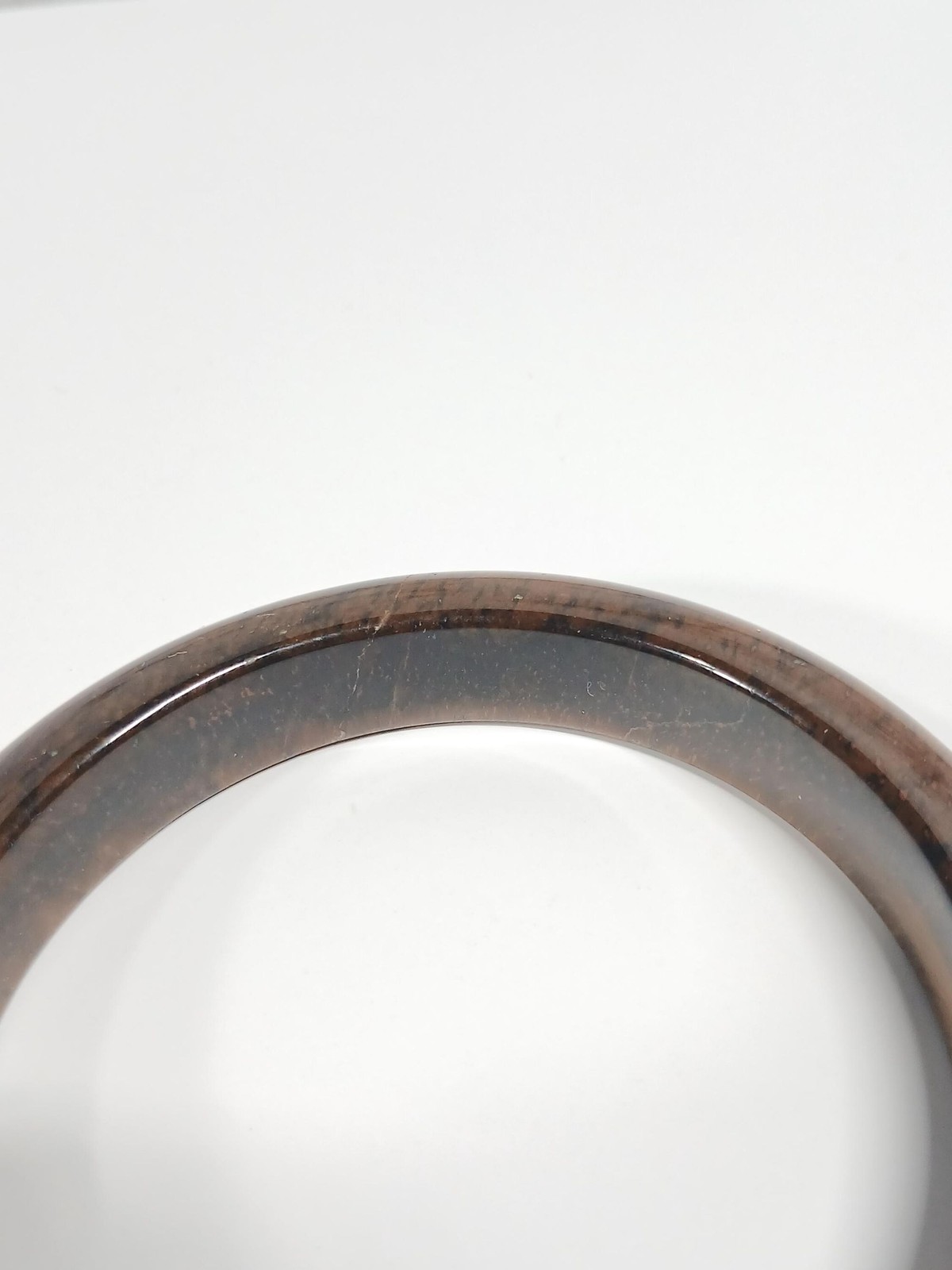 Golden Brown Jadeite Bangle 67mm Tiger Vein Pattern