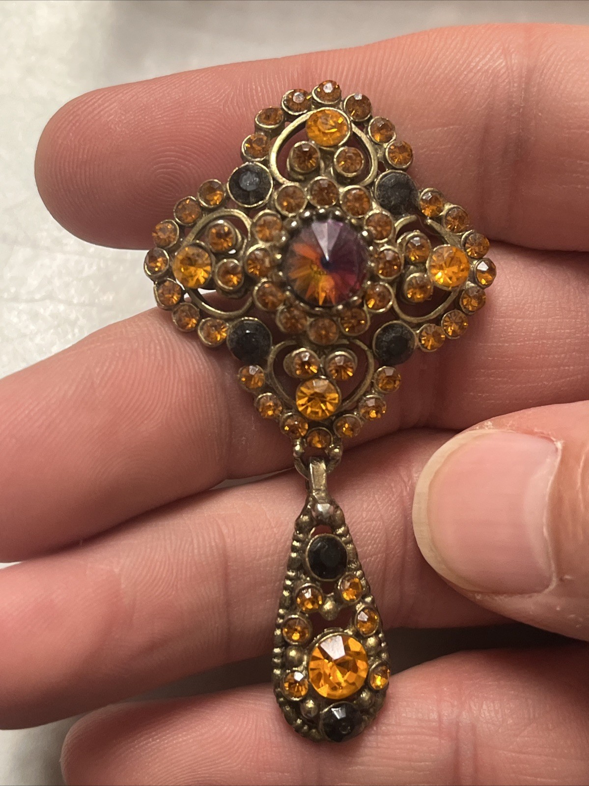 EDLEE VINTAGE RED ORANGE CRYSTAL RHINESTONE DOMED BROOCH 1940s 1950s