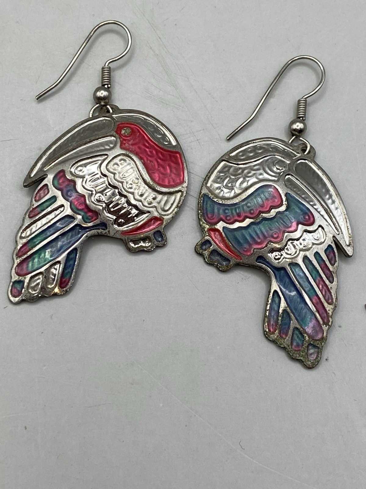 Vtg Edgar Berebi Silvertone Blue Green Enameled Toucan Dangle Pierced Earrings