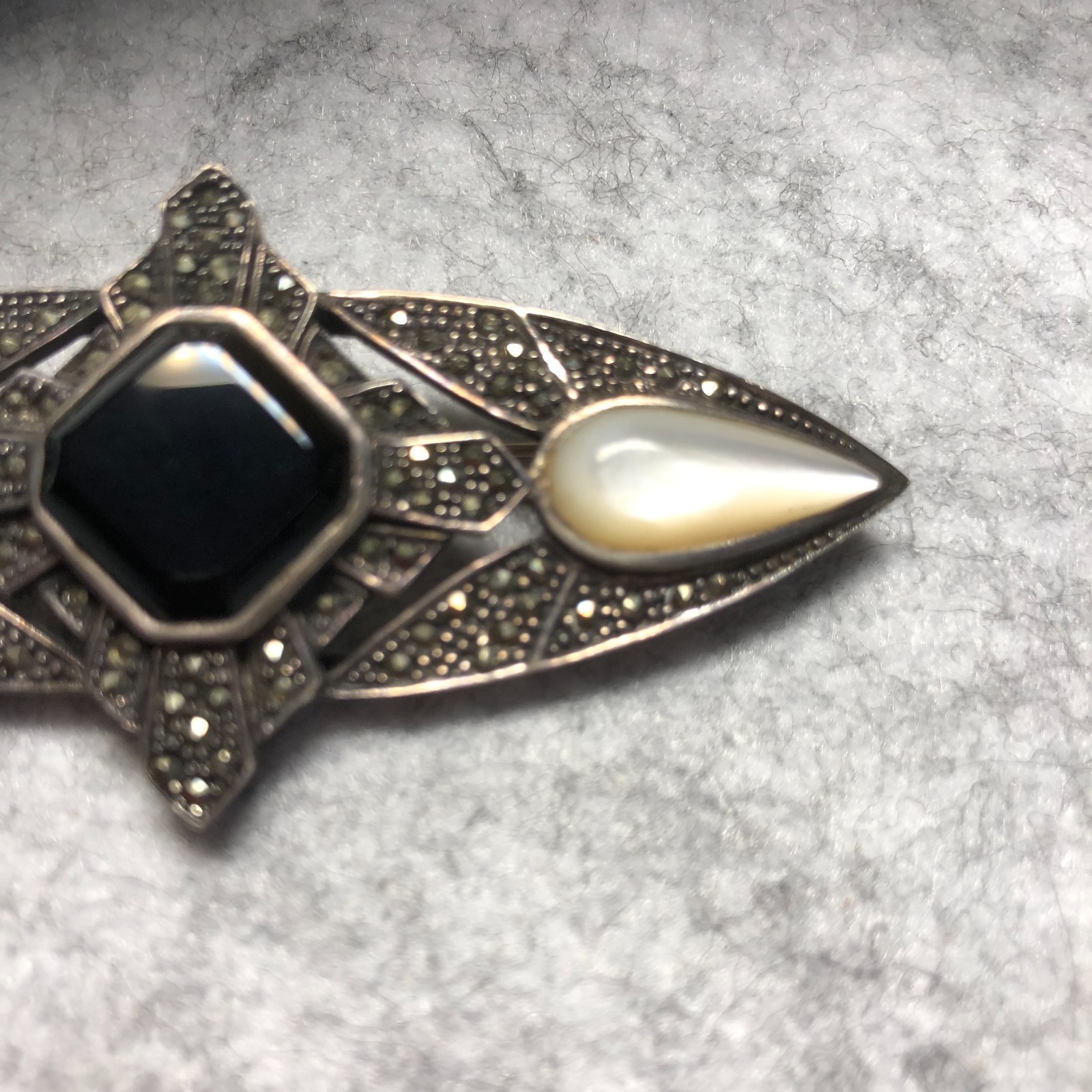 925 Sterling Silver Vintage/Antique Black Onyx ~ Pearl~Marcasite Art Deco Brooch
