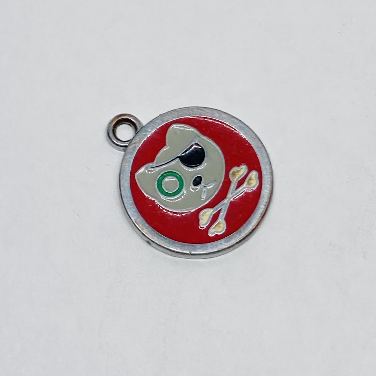 Vintage Enamel Pirate Dog Tag Pendant Charm 0.75” Round Art Decor Unique 18