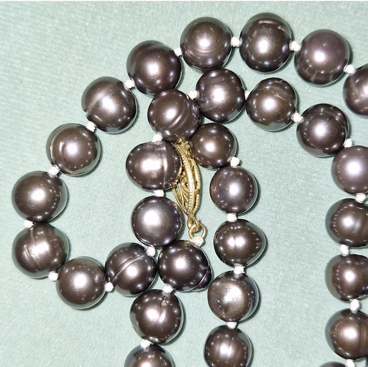 Stunning Vintage Knotted Black Freshwater Pearl Necklace 18” Dyed