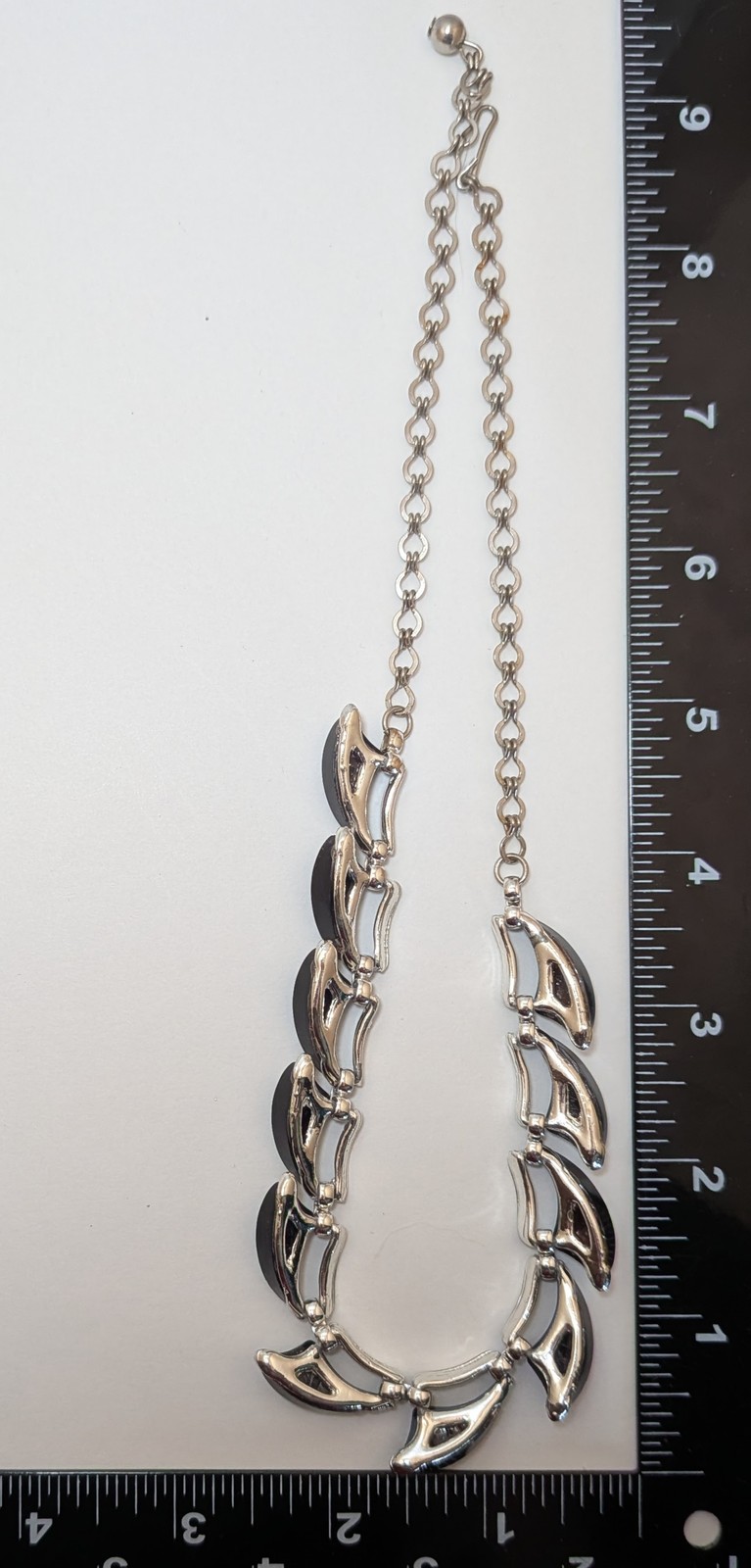 Vintage Silver & Black Lucite Necklace 16″