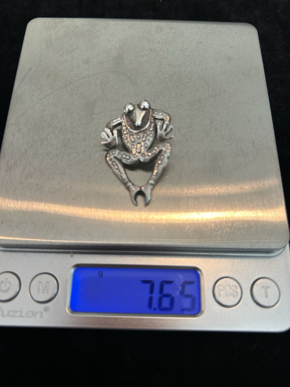 Sterling Silver Tree Frog Pendant 7.6 Grams 1.5 Inches Tall Vintage Jewelry