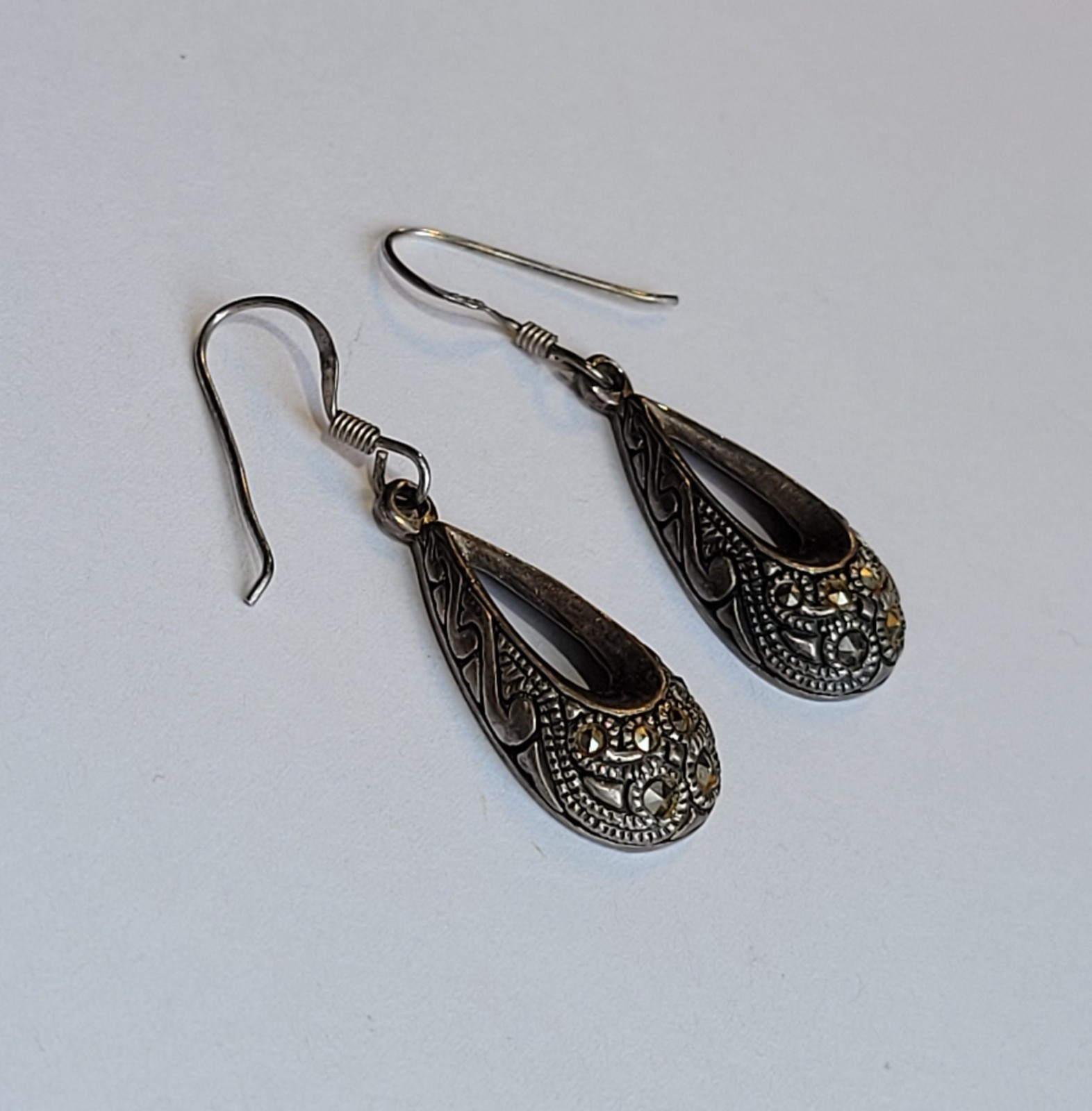 Sterling Silver Ornate Teardrop Shaped Earrings Pierced With Wire Hook Vintage