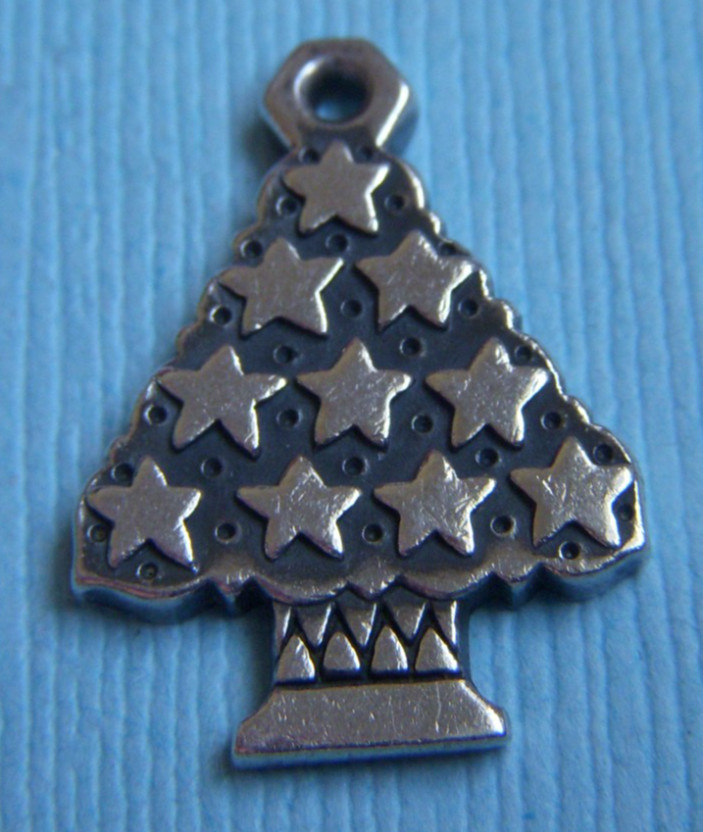 Retired James Avery Christmas tree sterling charm