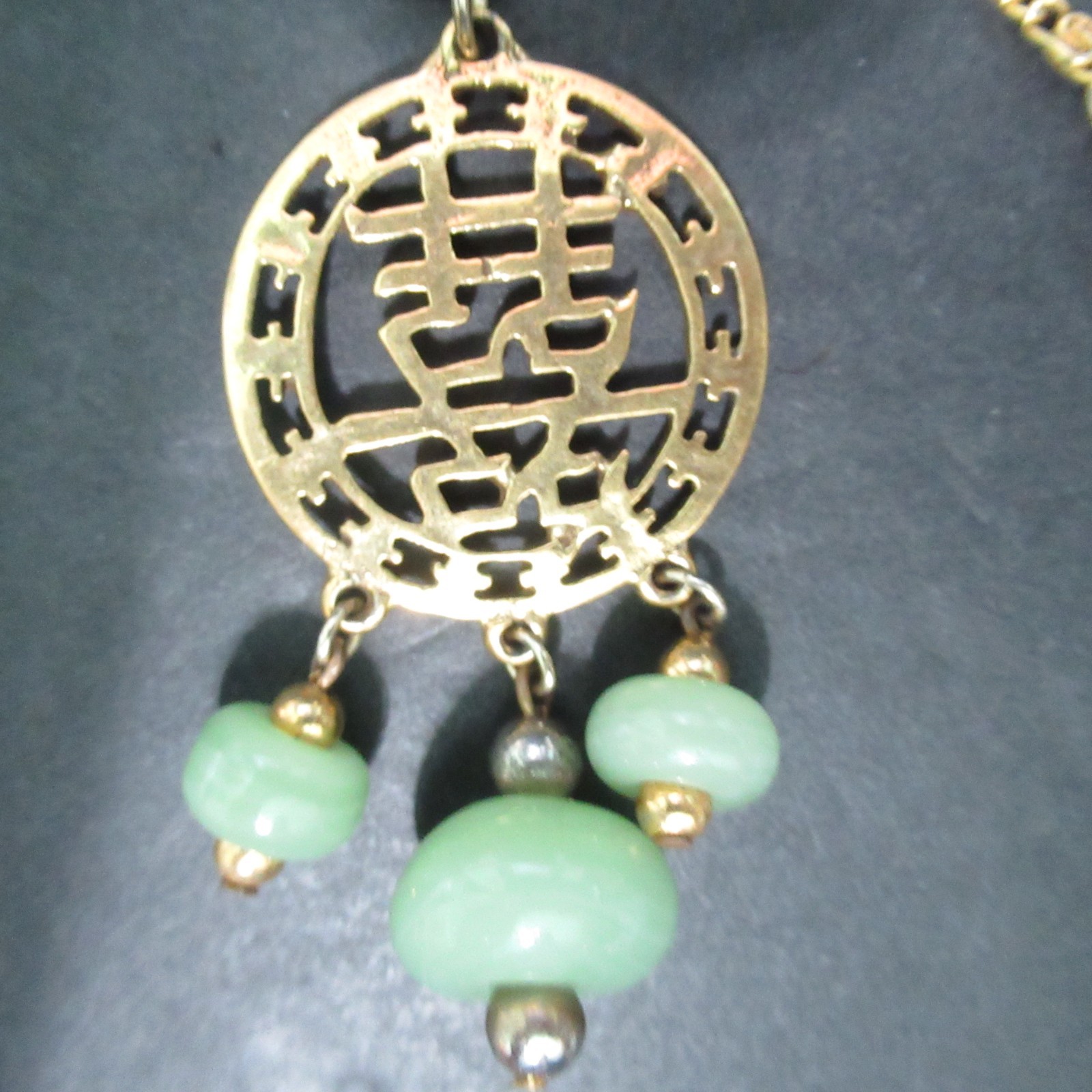 Goldette Unsigned Faux Jade and Asian Pendant Vintage Necklace Dangles