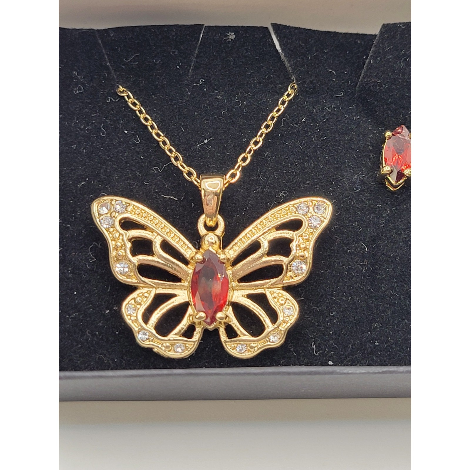 Garnet Butterfly Pendant Necklace Stud Earrings Set Goldtone Crystal Rhinestones