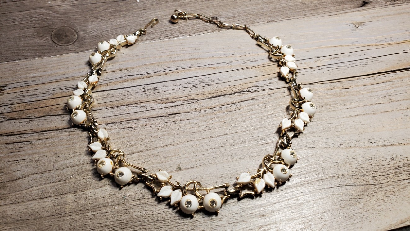 Kramer 1950’s White Milk Glass Cabochon & Rhinestone Choker Necklace