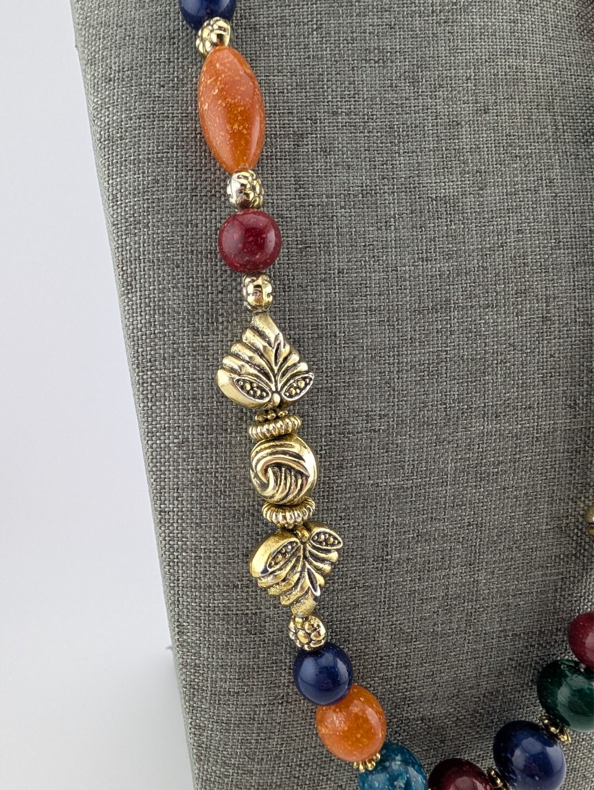 Vintage Light Gold Tone Colorful Speckled Resin Plastic Beaded Necklace 25 in