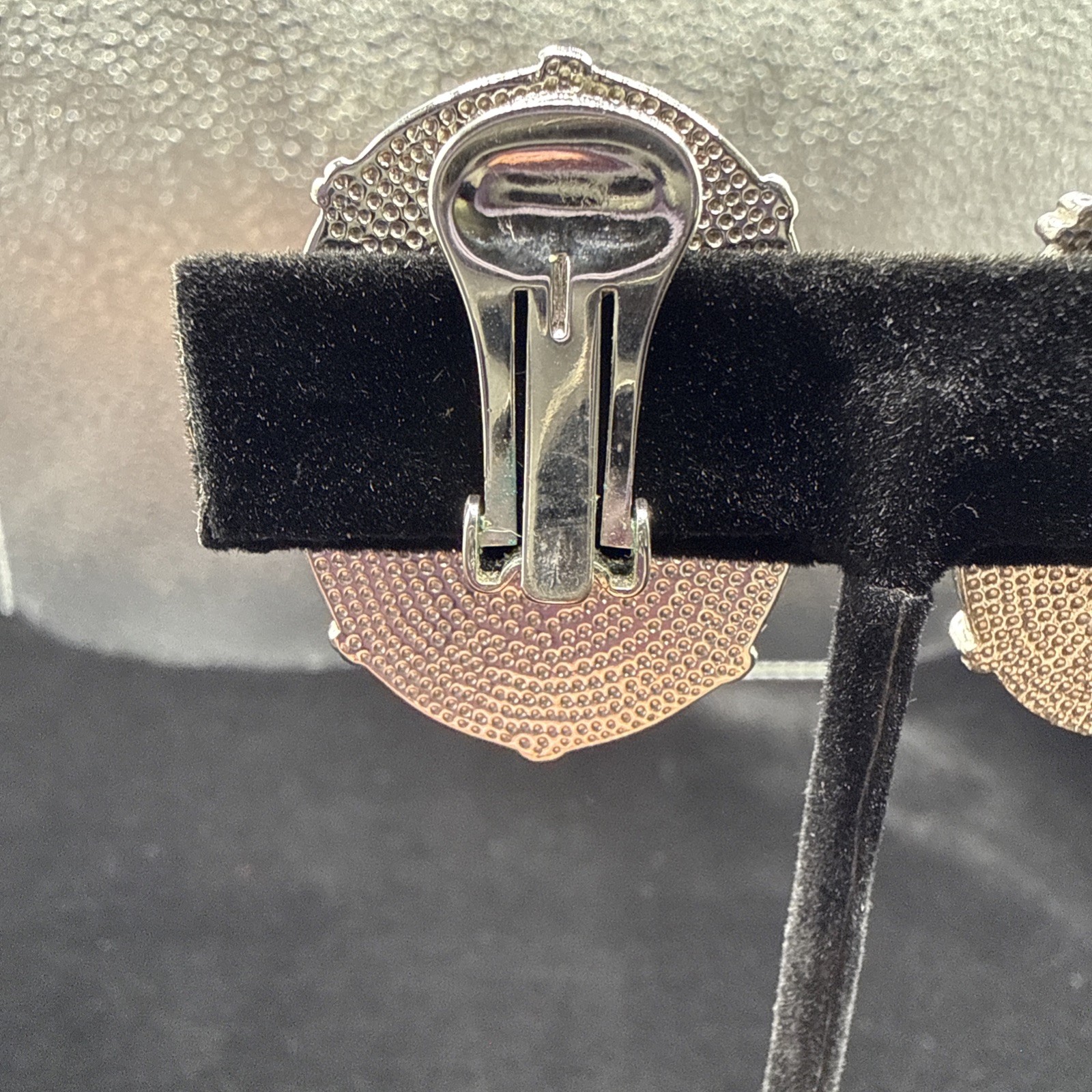 Vintage Faux Pearl Cabochon Clip On Earrings Silver Tone. (lot 1)