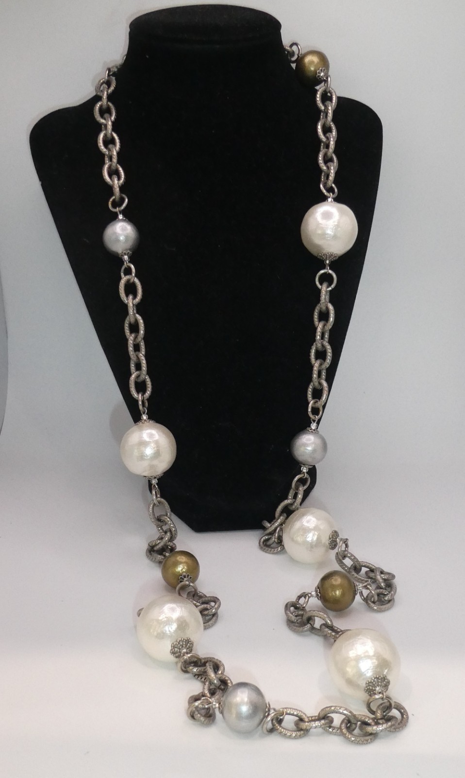 LORREN BELL CHAIN LINK SILVER TONE & FAUX PEARL LONG NECKLACE 46″ DESIGNER