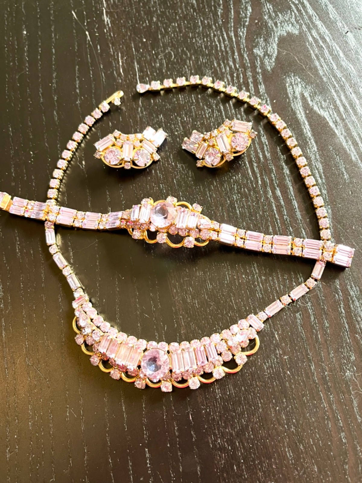 Outstanding Vintage Kramer New York Necklace Bracelet Earrings Lavendar Amethyst