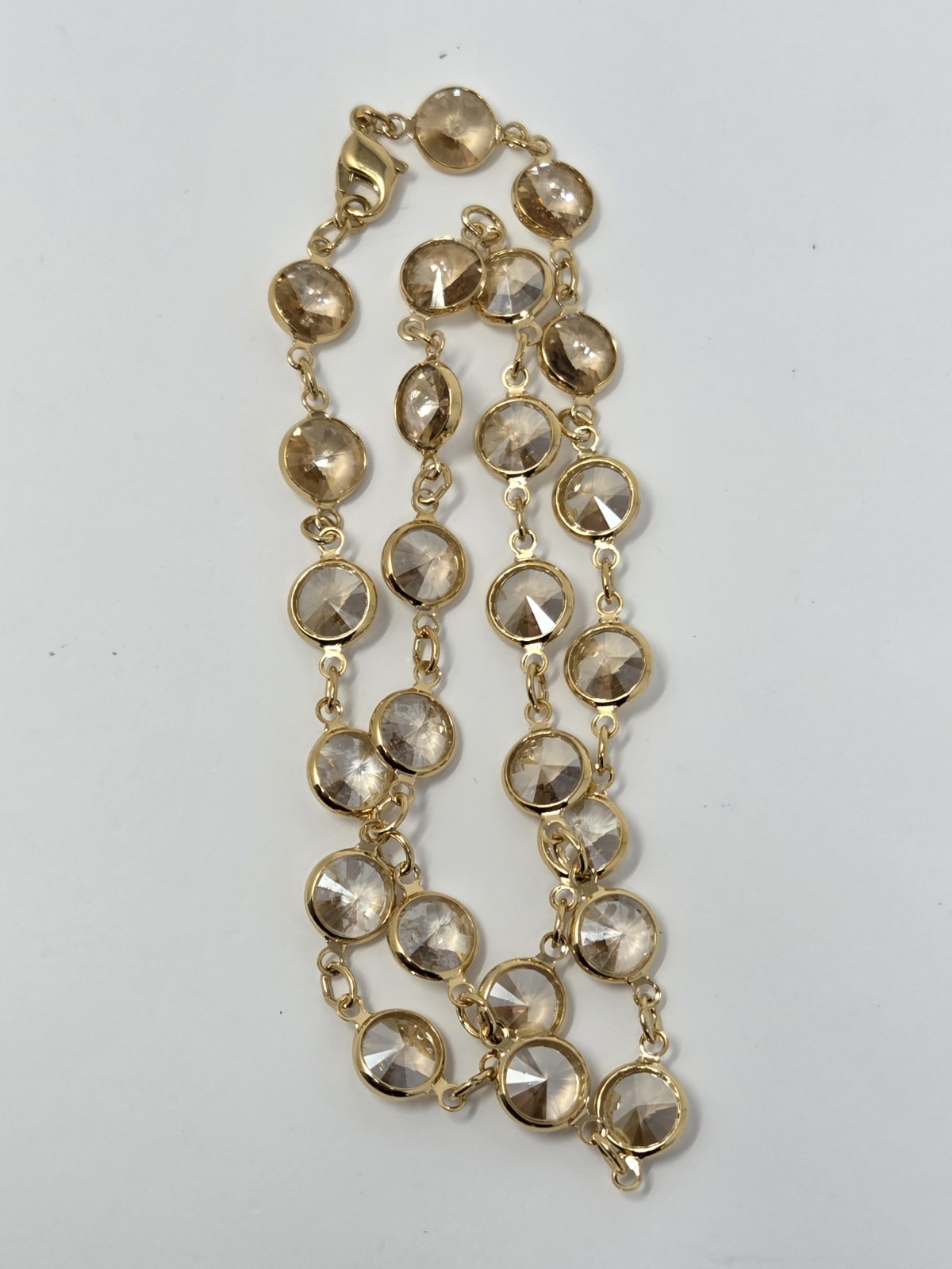 Champagne Crystal Bezel Necklace Gold Tone Vintage 17.5 Inches Sparkly!