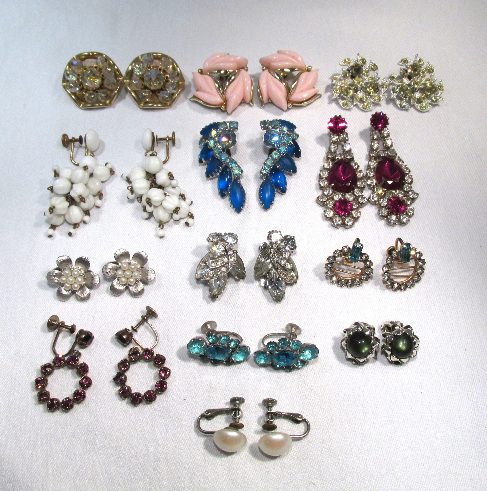 Vintage Jewelry Lot Clip Earrings 13 Pairs Trifari, Kramer, Coro, Weiss ETC10675