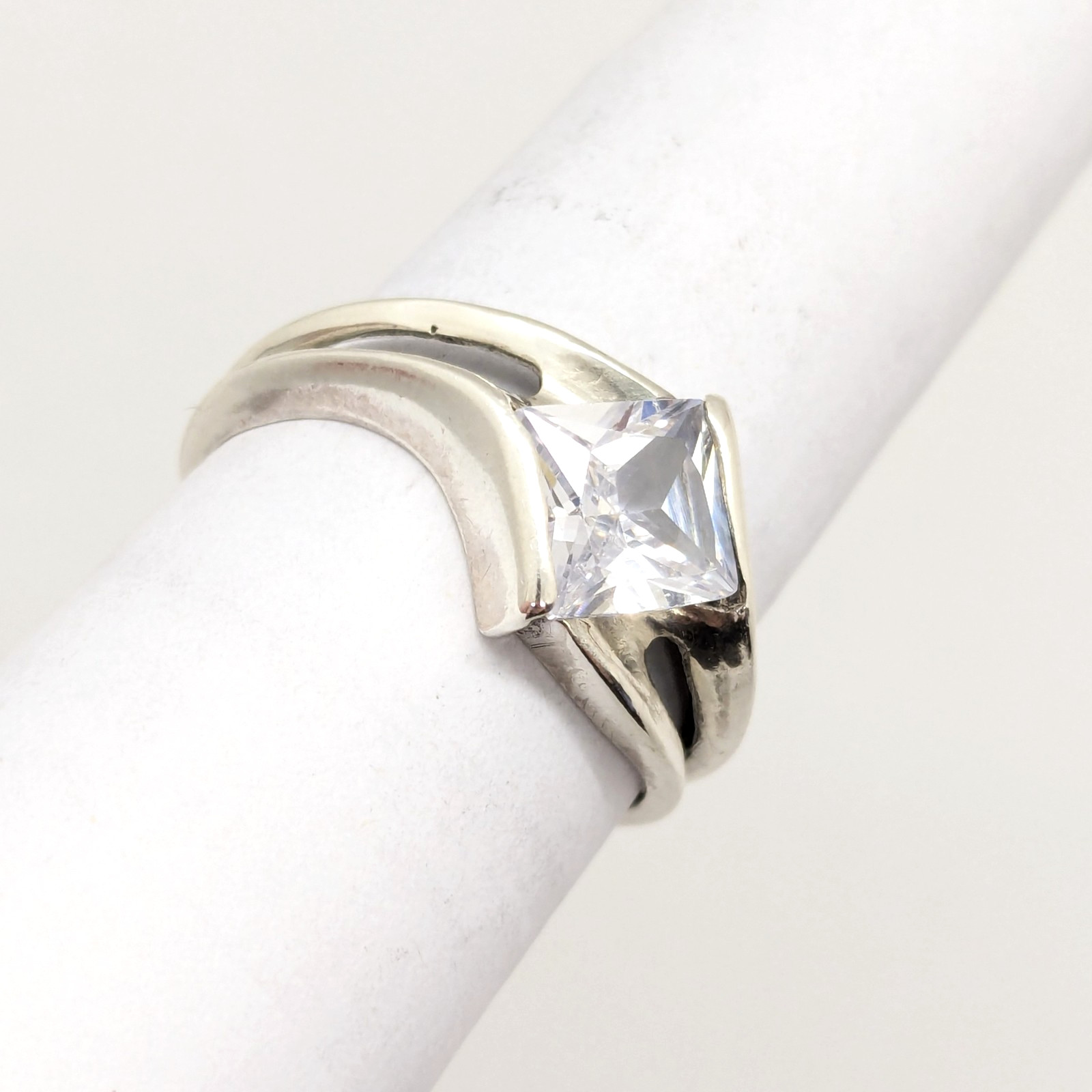 Vintage Elegant RING Silver 925 with Chic Bright Stone -size: 9.25US (19mm)| #25