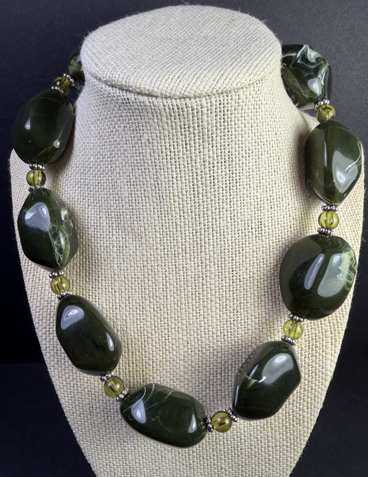 Vintage Robert Rose Resin Green Beaded Adjustable 21 in Necklace