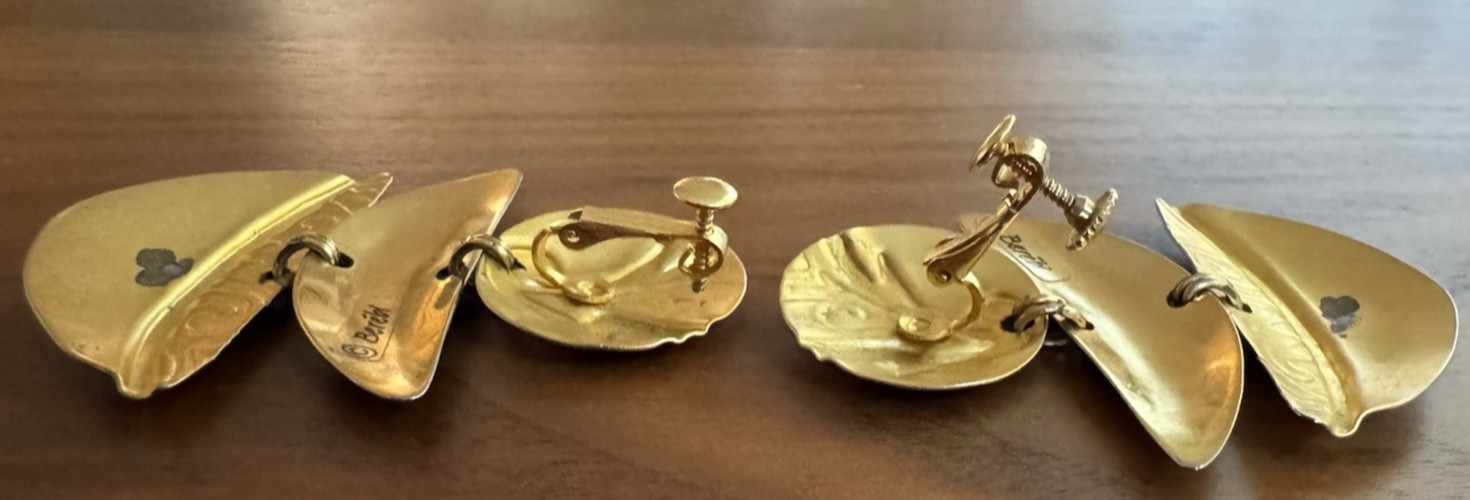 Edgar Berebi Enamel Dangle Earrings – Sculptural Modernist Gold Tone Vintage
