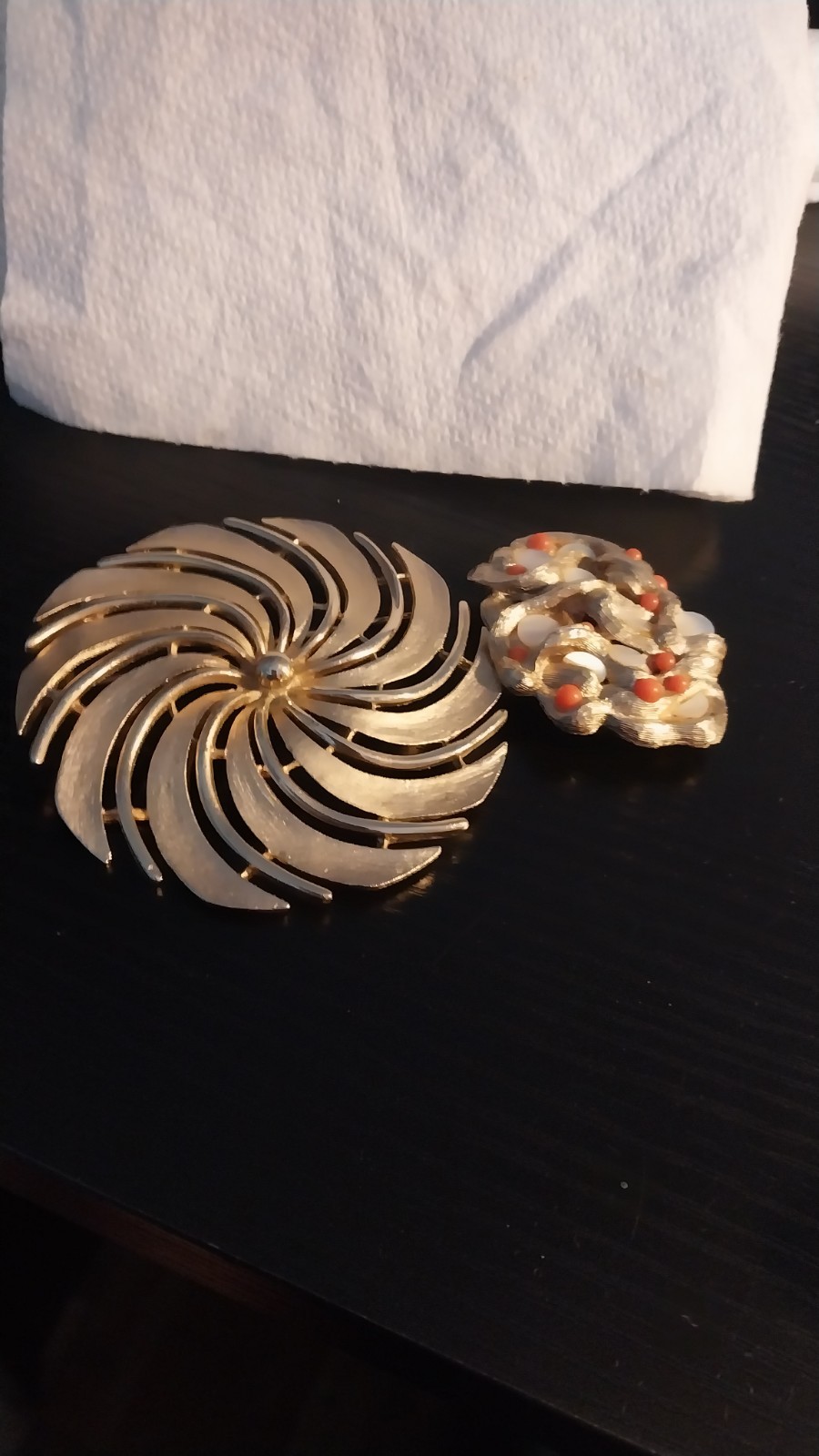 Sarah Coventry Brooches Lot of 5 total