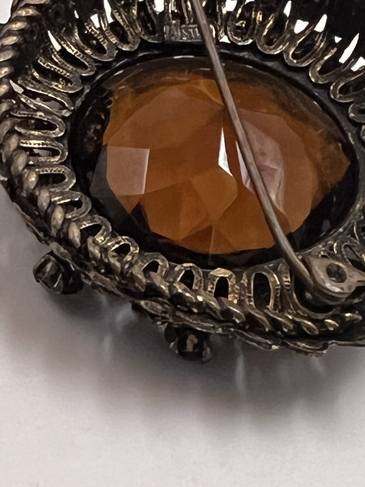 Vintage Austria Golden Brown Dark Amber Filigree Gold Tone Pin Brooch Bent Edge