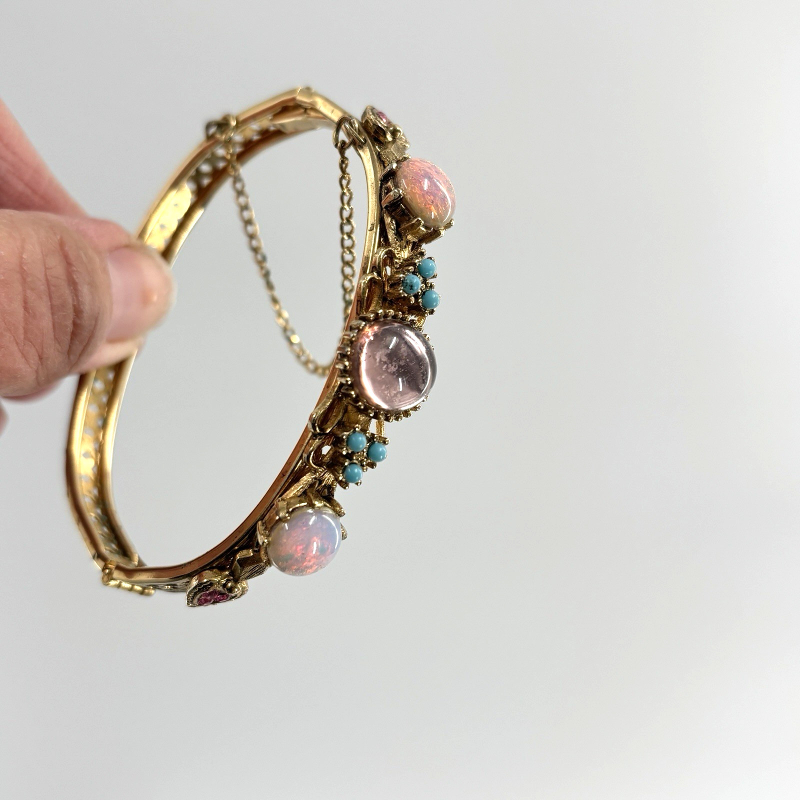 Vintage Florenza Bracelet Bangle Goldtone Filigree Safety Chain Faux Opal