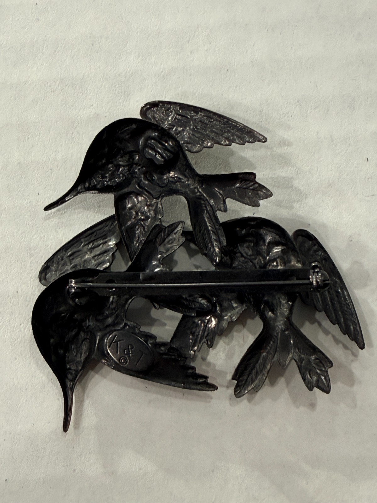 Hummingbirds Figural Brooch Pin K+T Multi Tri-Tone Birds in Flight