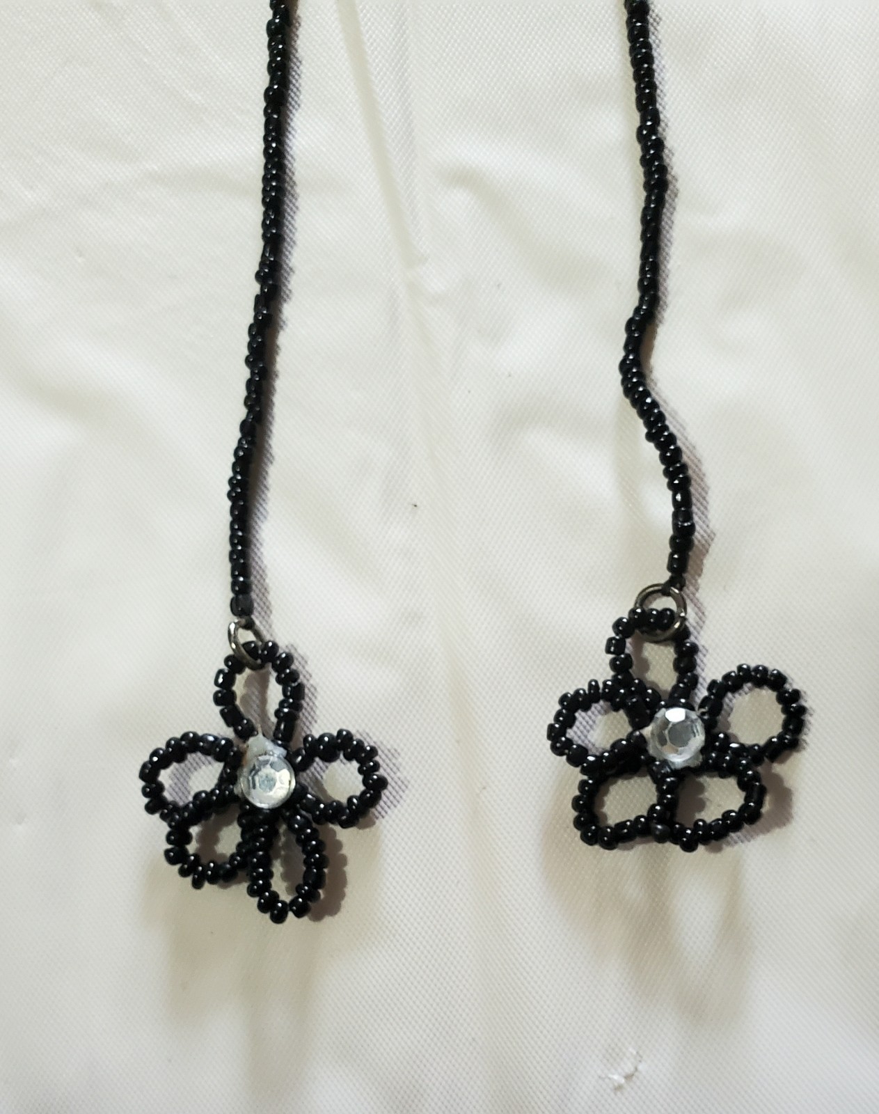 Lot of 2 Necklaces Pre-owned