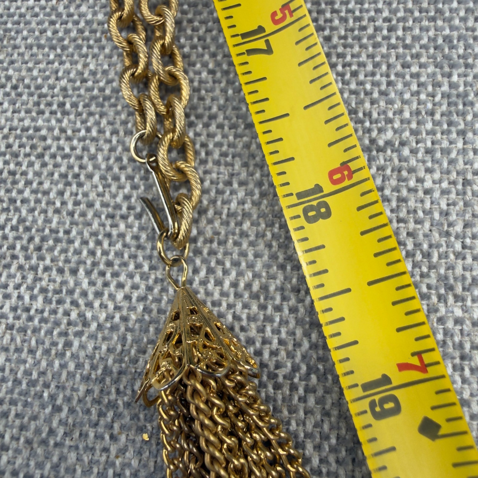 Vintage Necklace Tassel Pendant Textured Gold Tone Links 36 Inches