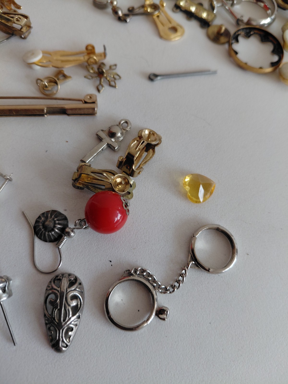 Vintage Modern Post Earring Lot Junk Costume Jewelry For Parts About 100 Pieces