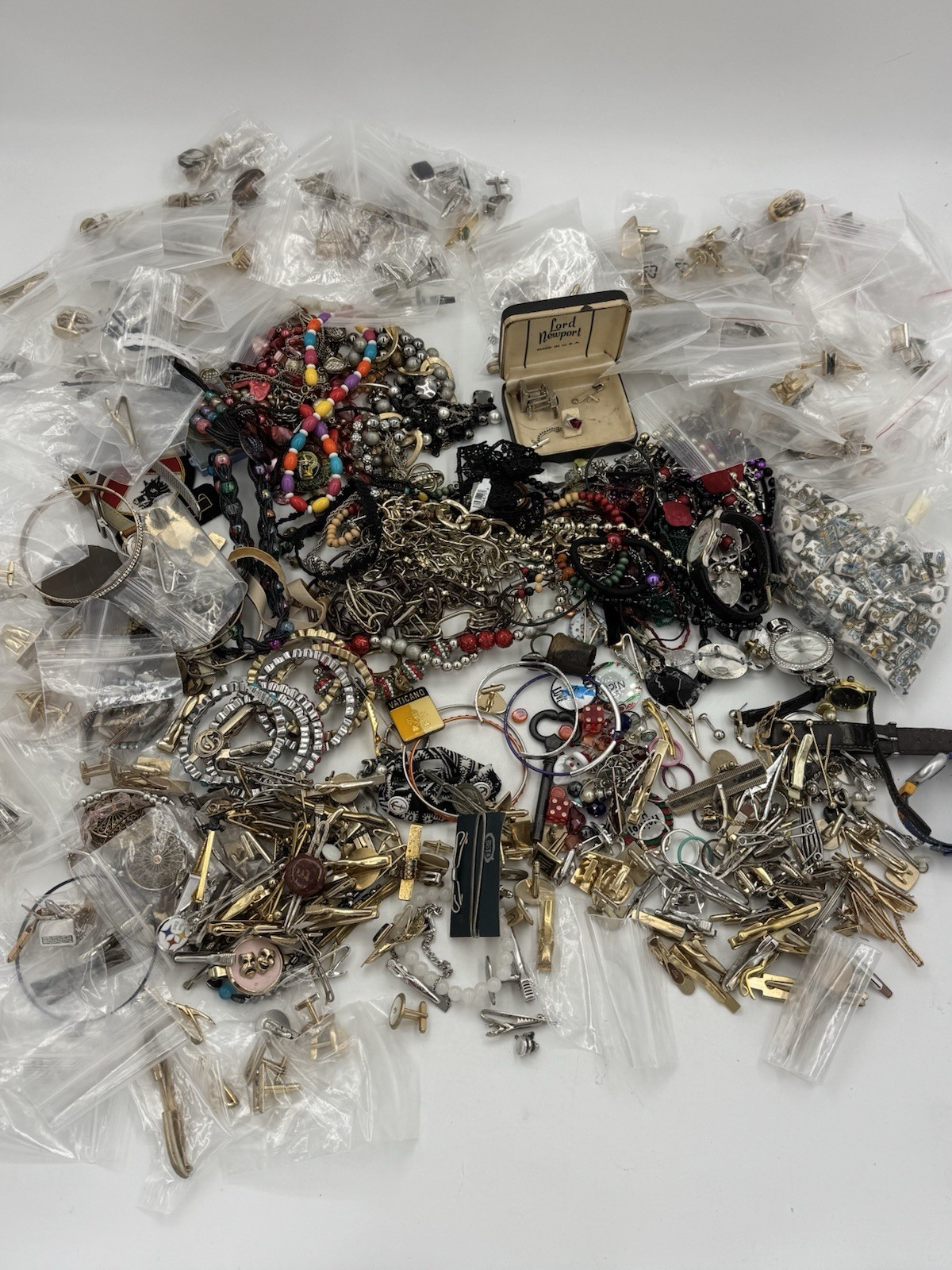 10 Lbs Vintage To Now Jewelry Lot Costume Estate Unsearched Watches Cuff Links