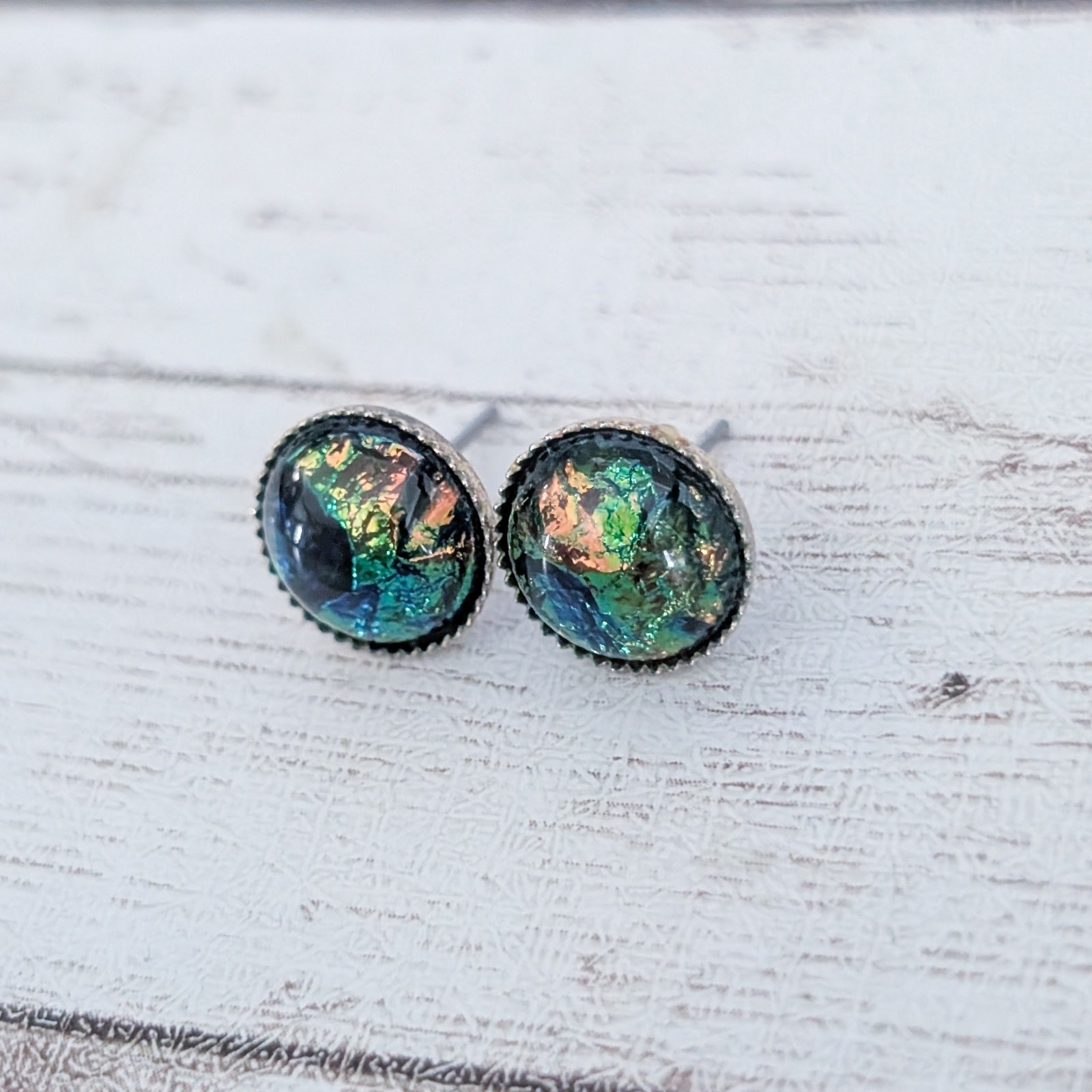 Vintage Stud Earrings Small & Unusual Dichroic Glass? – Tarnished