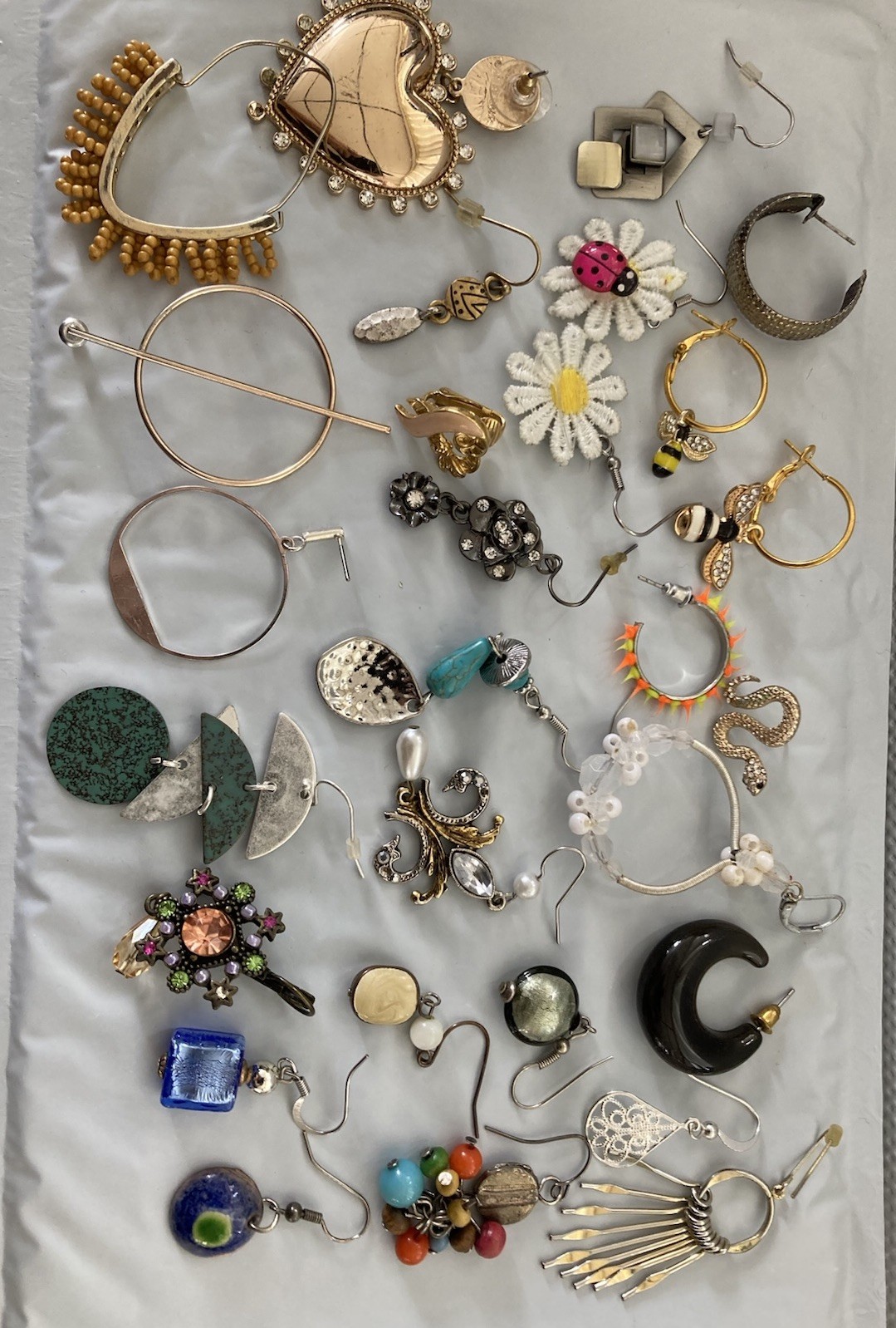 Single Earring Lot of 28 Pieces Craft Jewelry Repurpose
