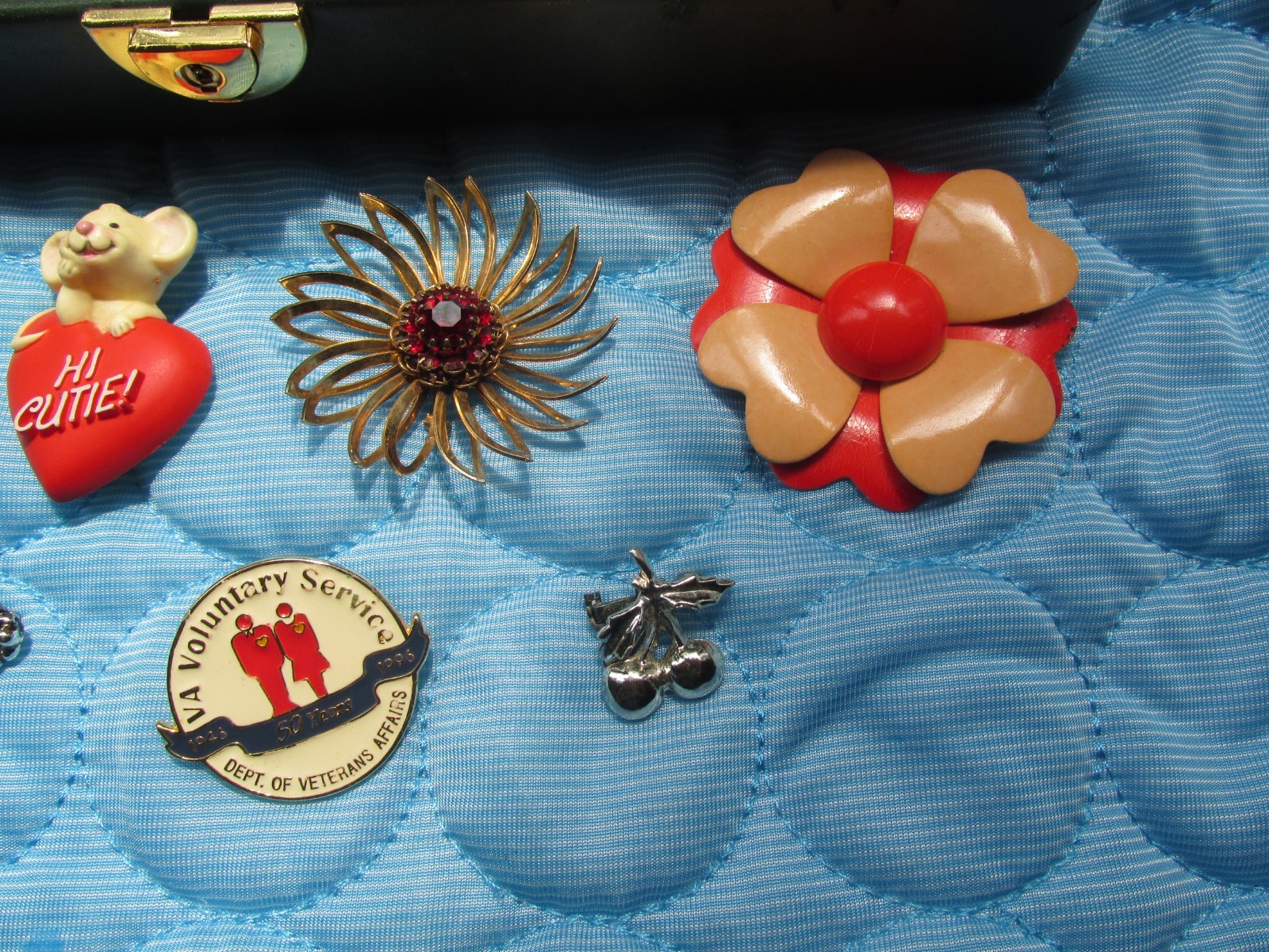 Lot of 35 Mixed Lot Brooches/Pins – some Scratched/Damaged/missing Stones As Is
