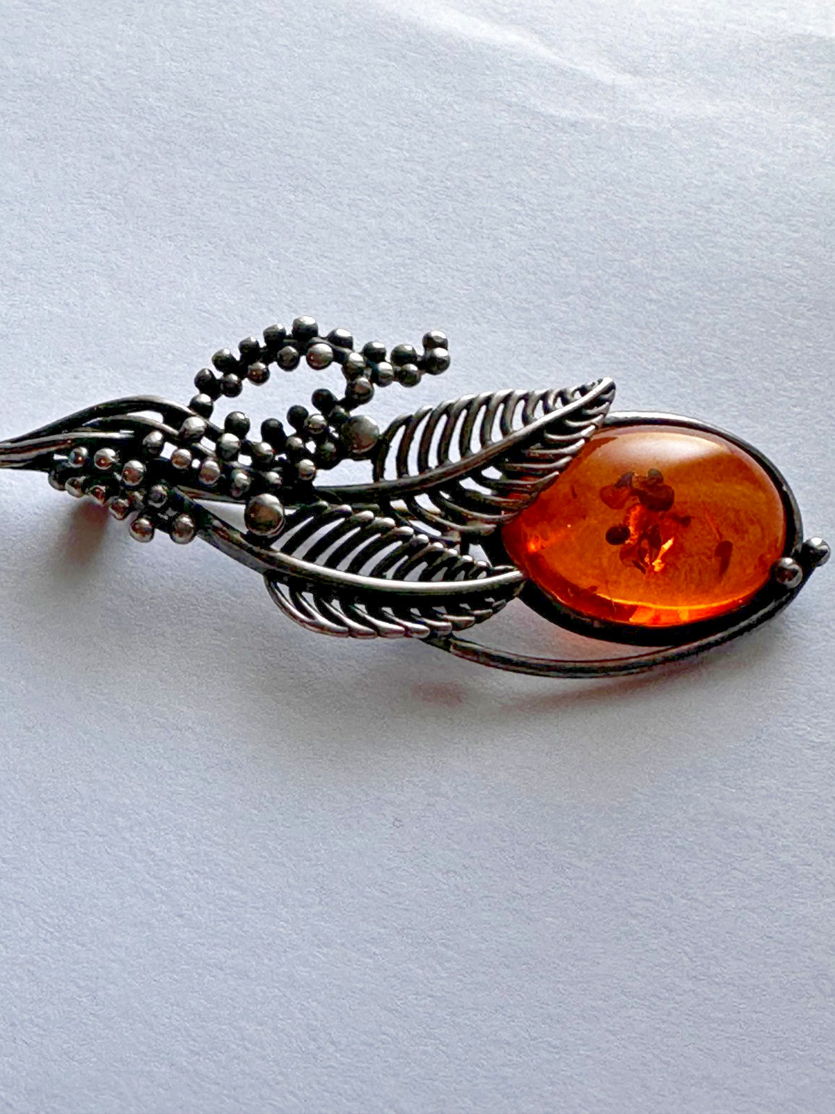 Vintage Baltic Amber & Sterling Silver Leaf Brooch Pin – Natural Amber Inclusion