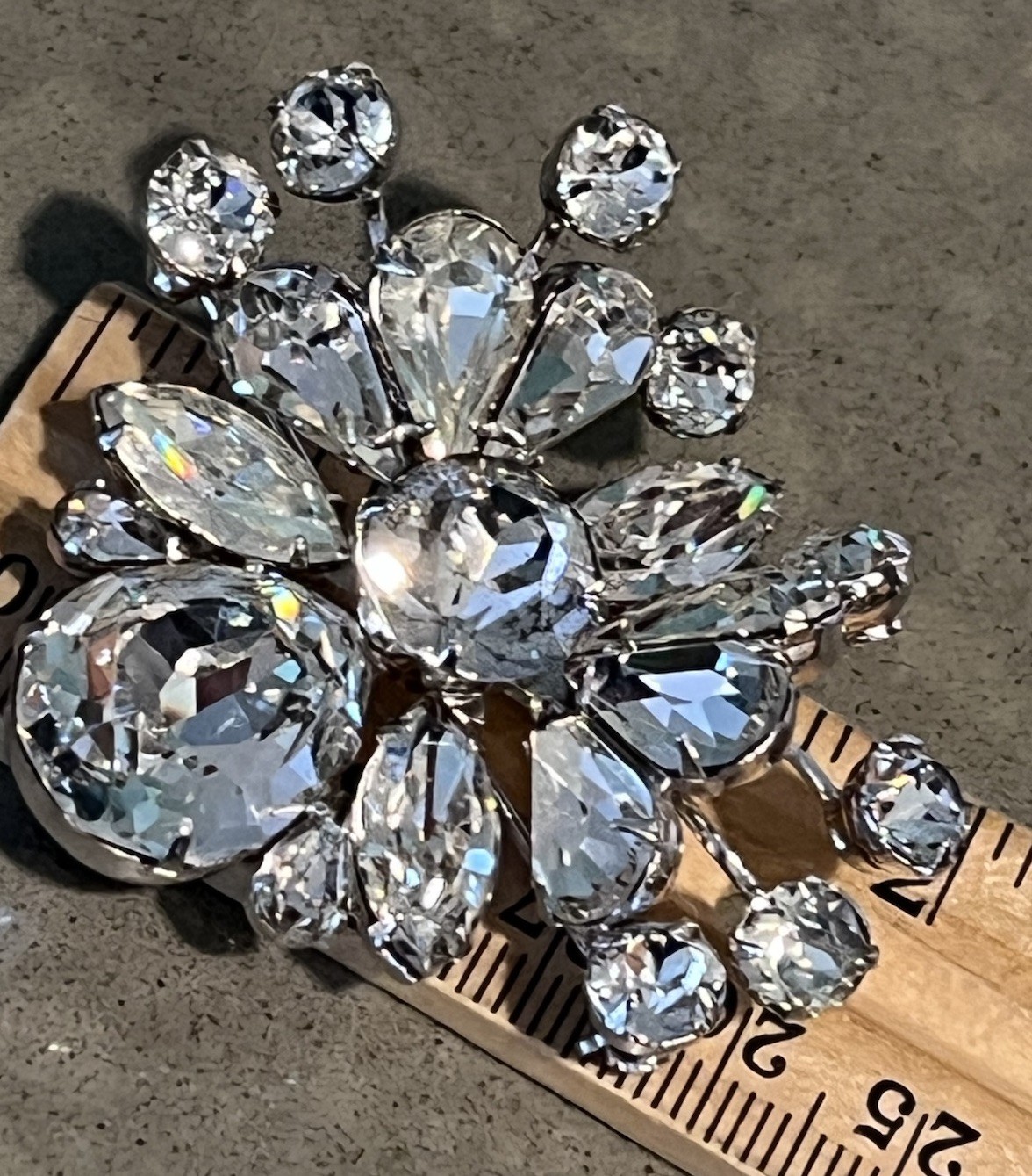 Vintage Eisenberg Clear Rhinestone Spray Brooch Signed Rhodium Crystal 1940 Used