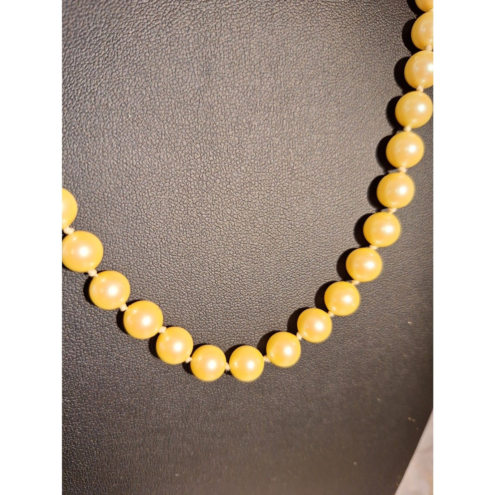 A Vintage Faux Pearl Necklace Grandmacore Elegant Champagne Regencycore Coquette