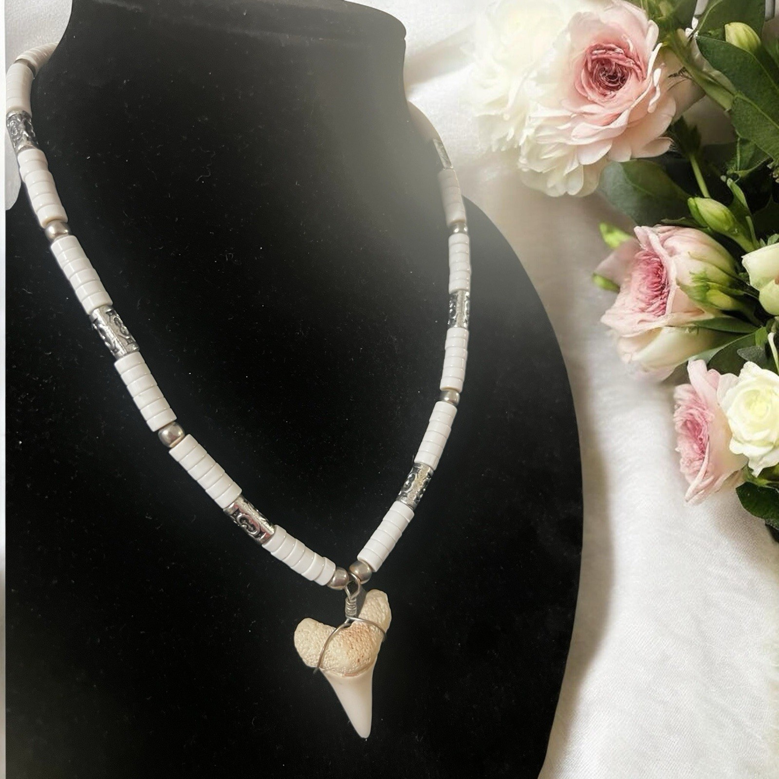 VTG Shell, Bead And Shark Tooth Beach Sand Sea Vacation Unisex Gift 20” Necklace