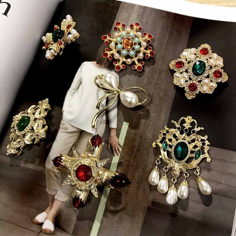 Exquisite Retro Pearl Brooch Pin Badge Brooches Jewelry For Women Accessories