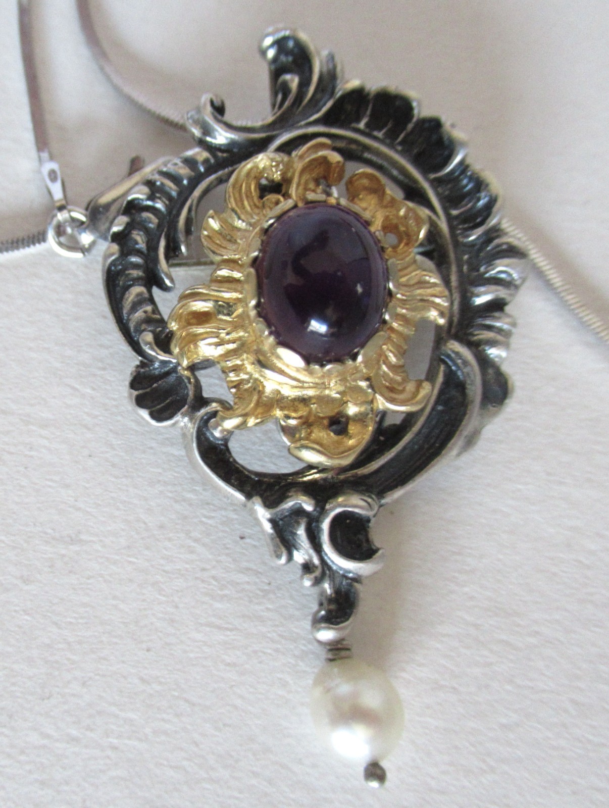 VINTAGE EUROPE 835 STERLING & GOLD PENDANT NECKLACE 2.10 INCHES AMETHYST & PEARL