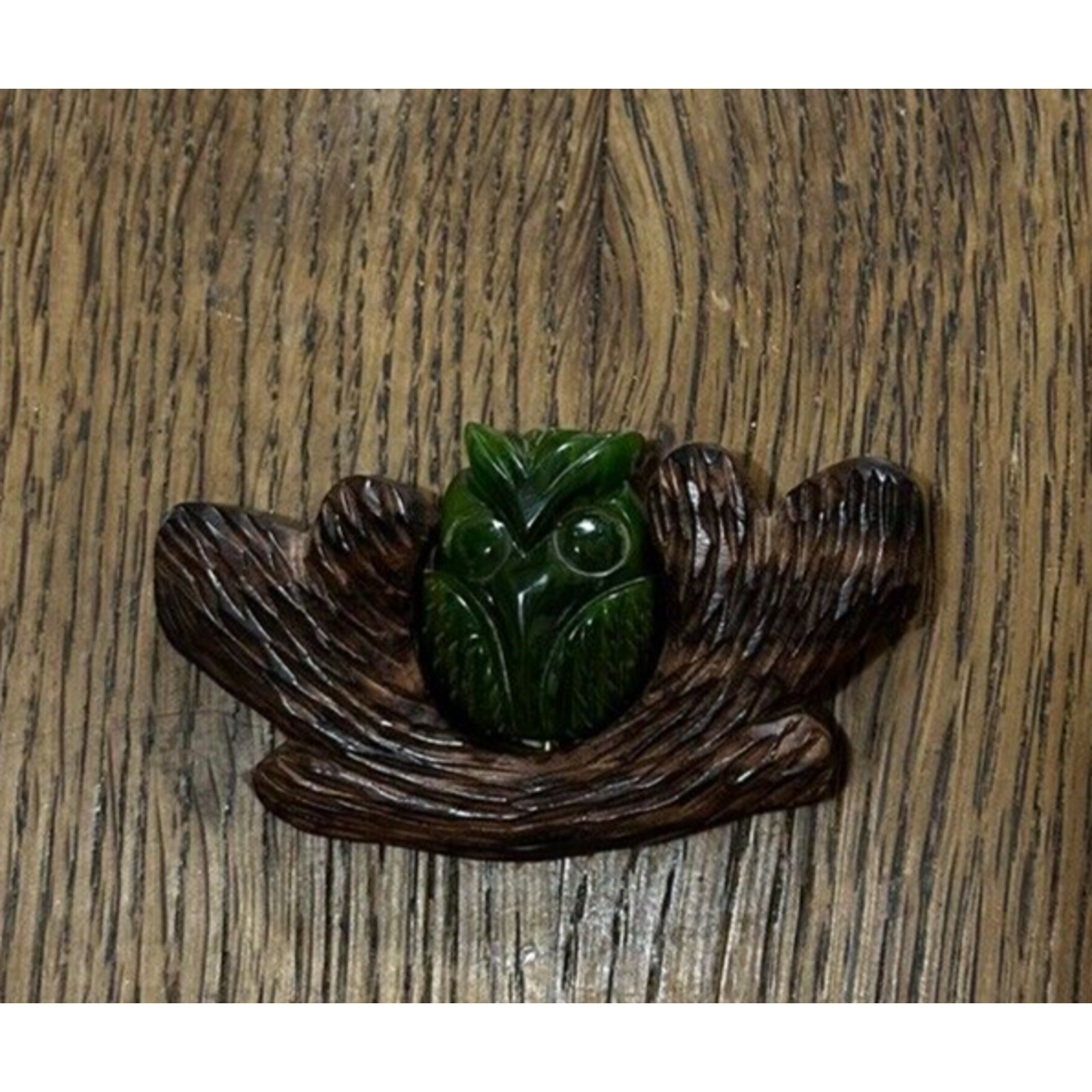 BAKELITE GREEN OWL ON CARVED ROSEWOOD MARTHA SLEEPER WOODLAND CREATURES 30s RARE
