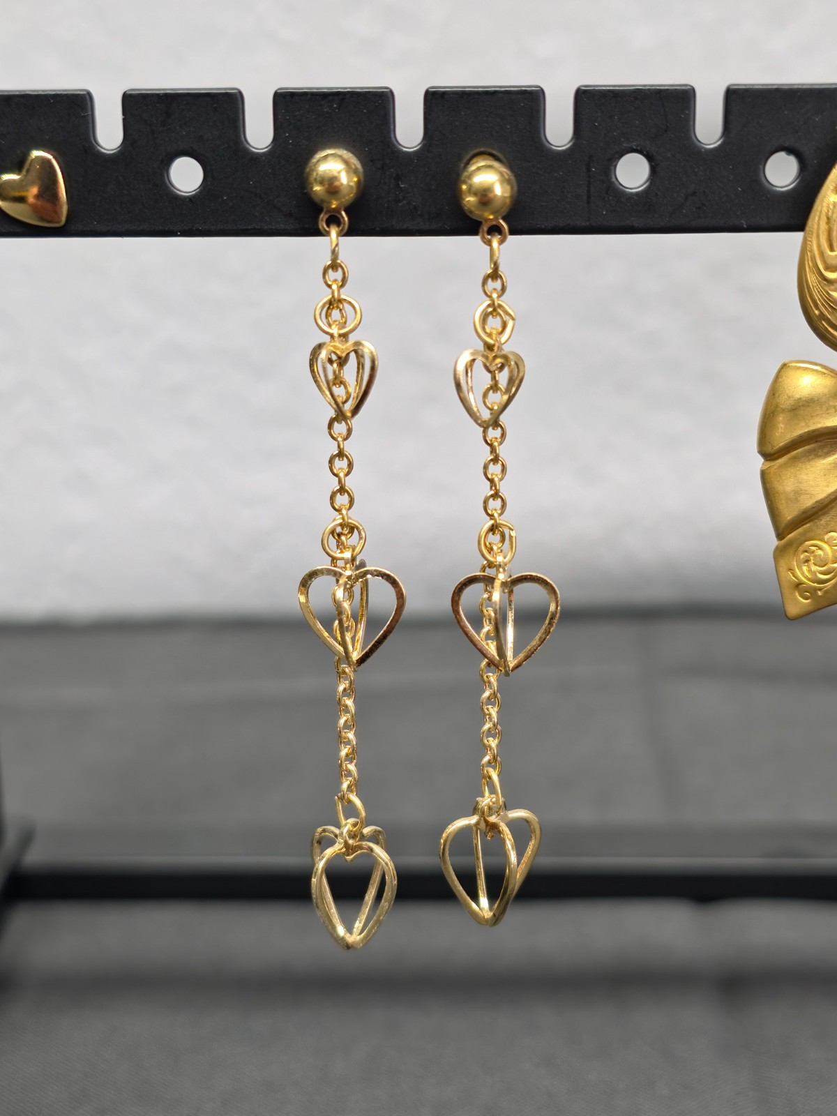 Vtg Mixed Costume Earring Lot 6 Pairs Retro Gold Bronze Matte Heart Dangle Stud