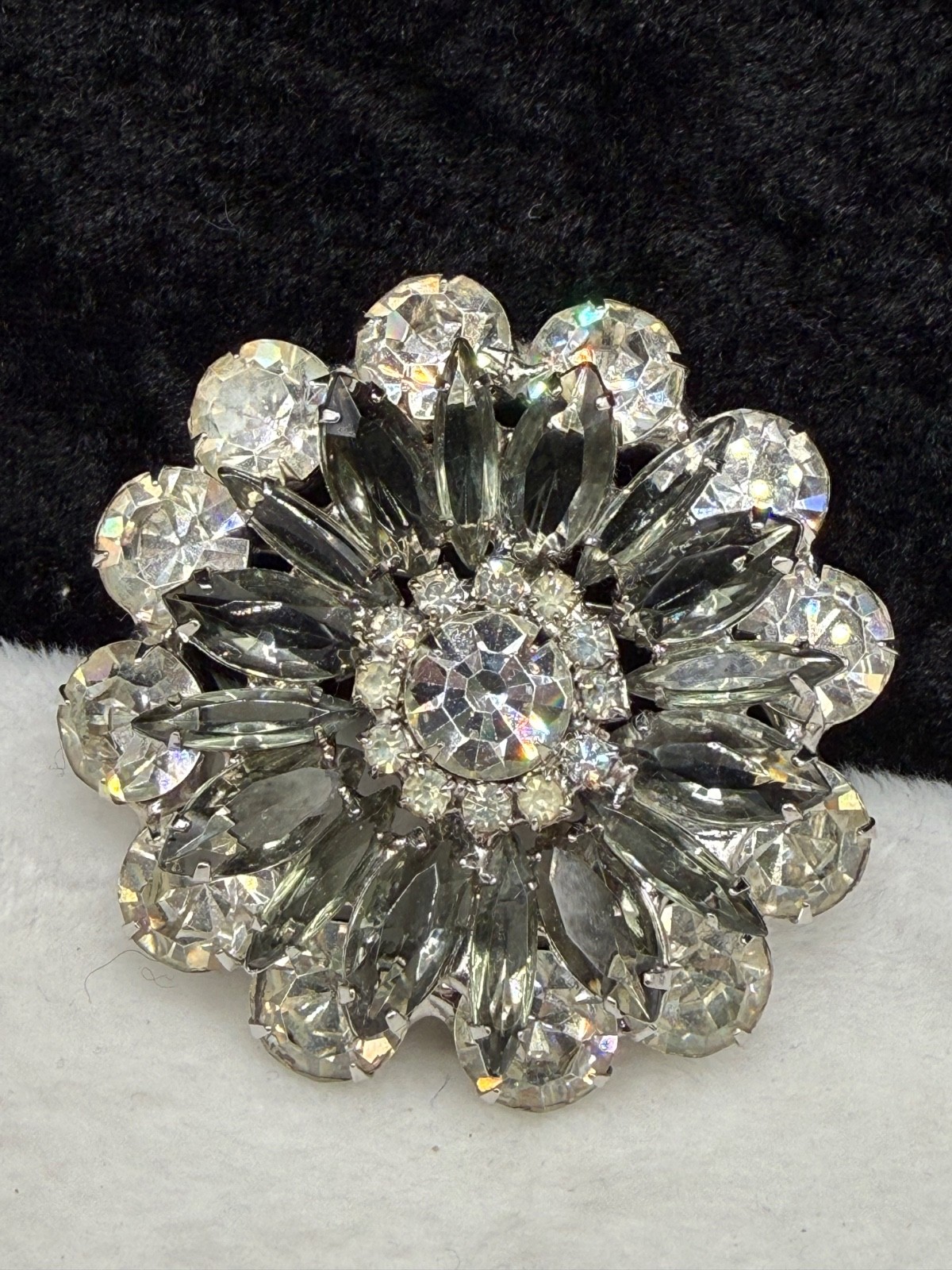 Vintage Verified Juliana Rhinestone Brooch Immaculate Sparkle Smokey #1827